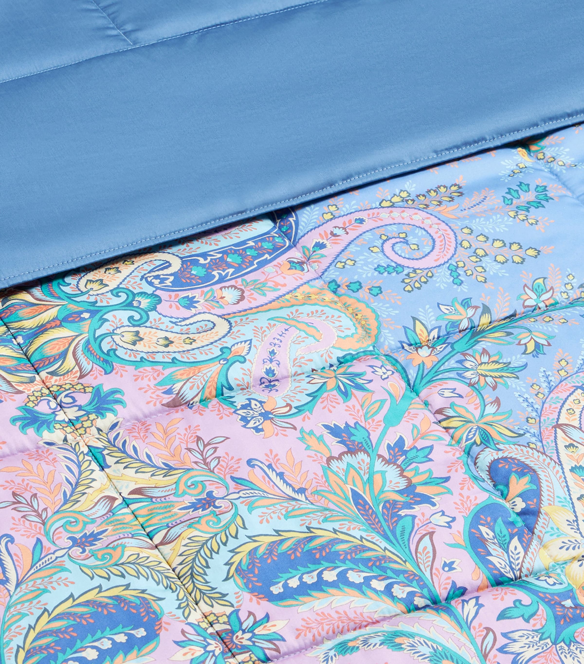 Cotton Iris Quilted Bedspread (270cm x 270cm) X0880 PALE BLUE Image 3