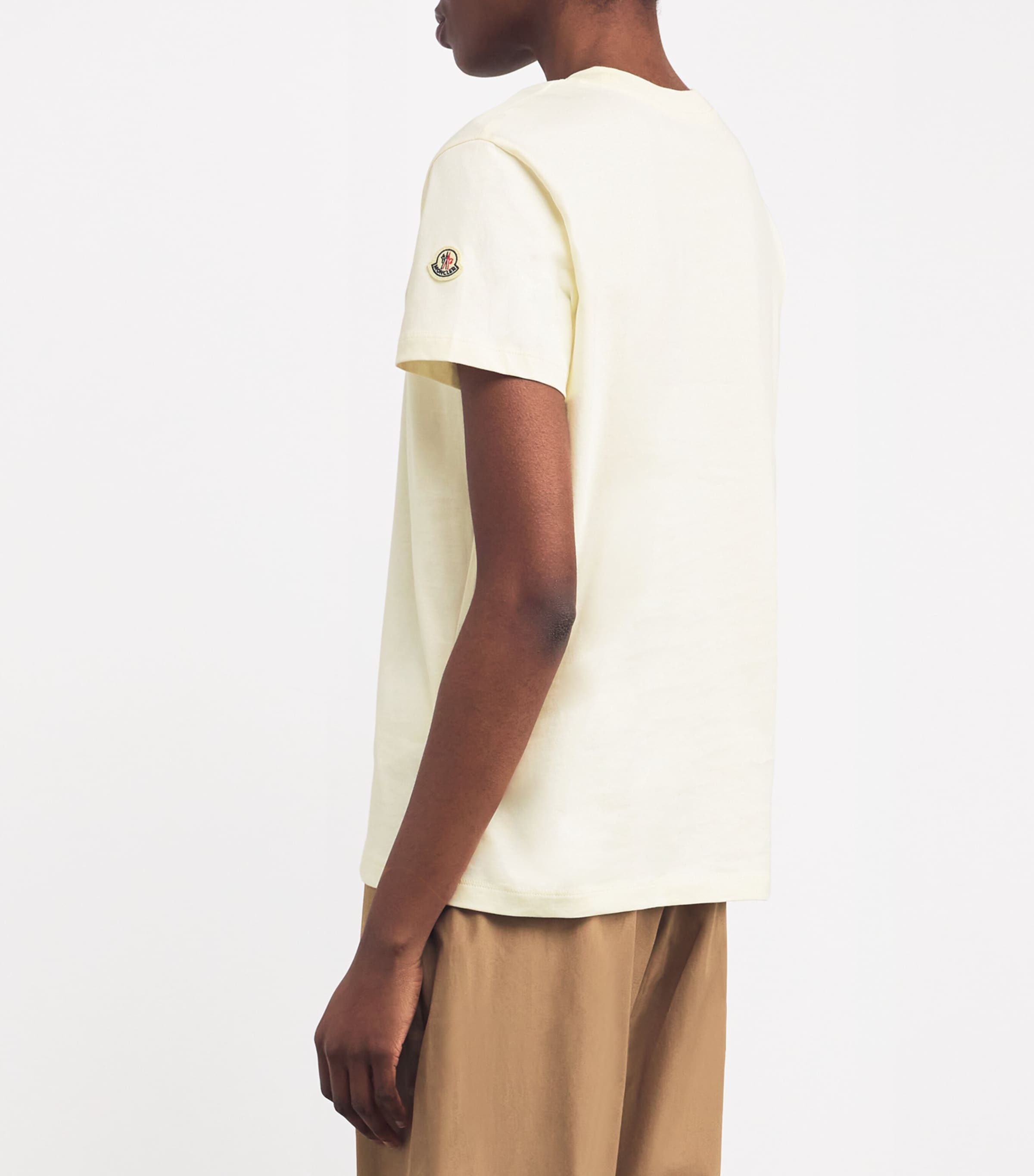 【関税＆送料込み】Moncler Embroidered Tonal Logo Cotton T- W) Moncler Embroidered Tonal Logo Cotton T-Shirt White Ivory
