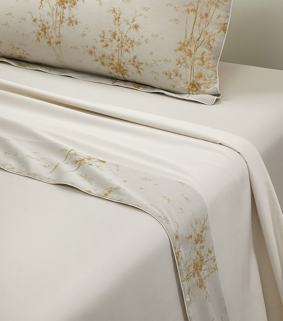Yves Delorme Organic Cotton Legende Super King Flat Sheet (270cm x 295cm) Nacre Image 2