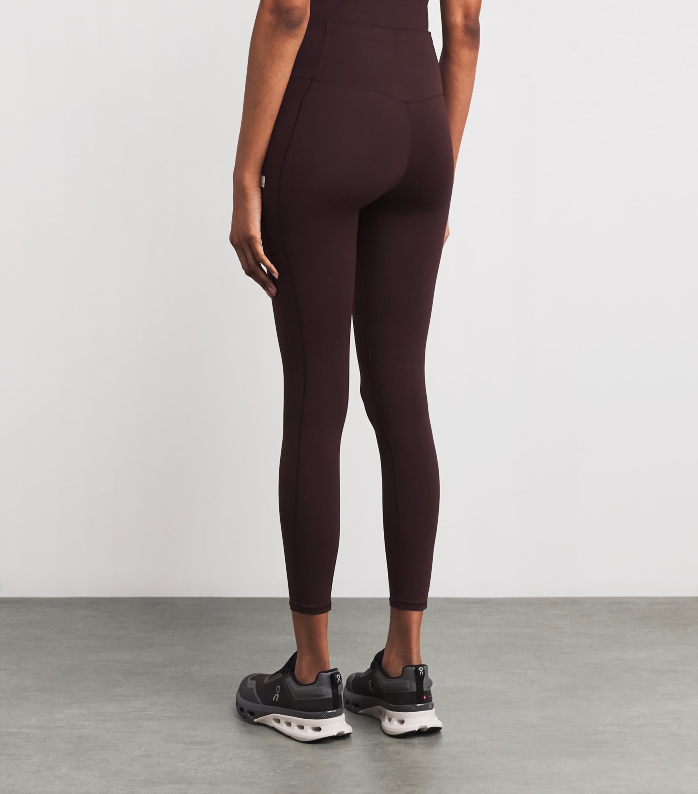 AllTheForm Pocket Leggings RSN RAISIN Image 4
