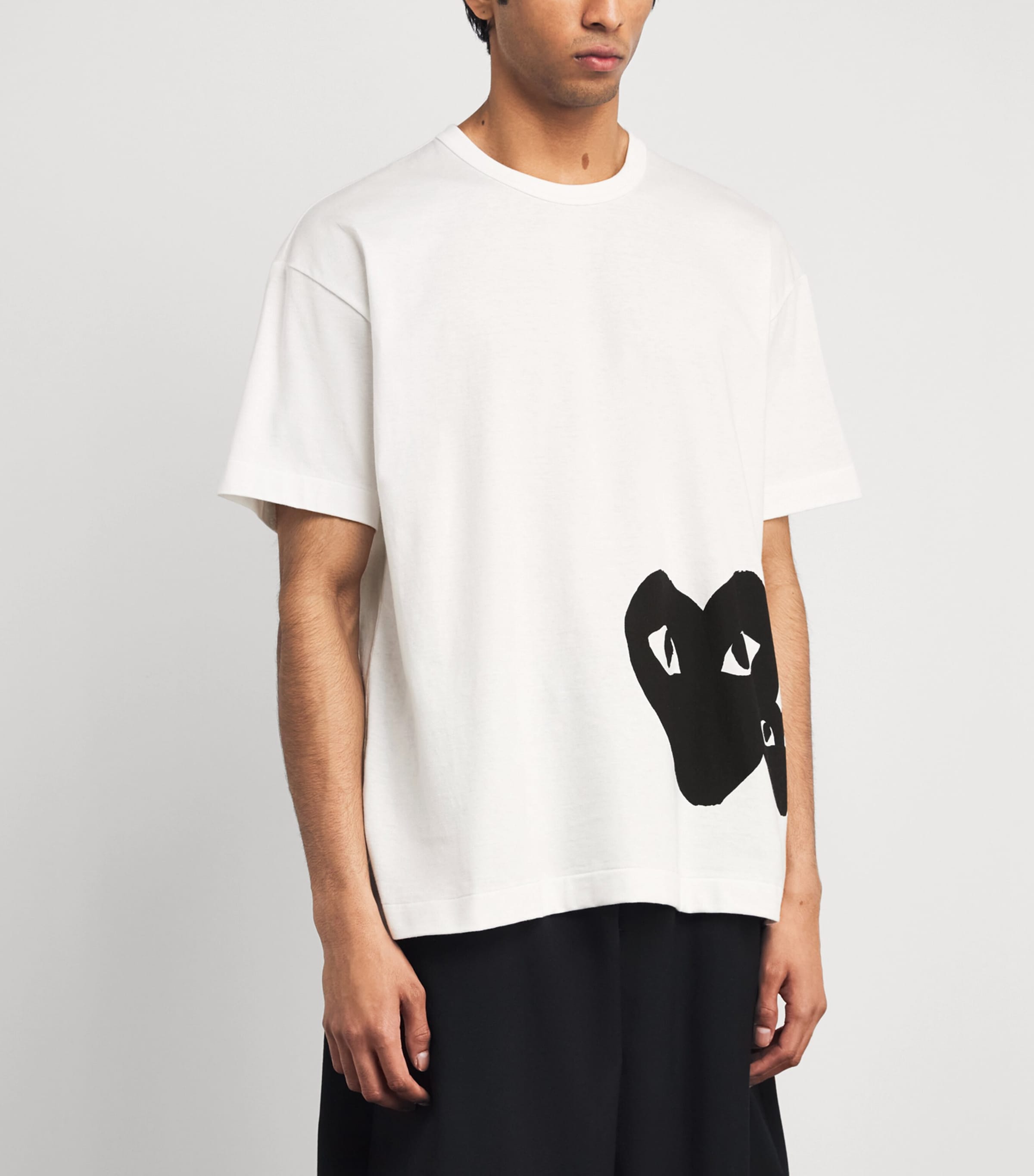 Comme Des Garçons Play Mens Cotton Oversized Mirrored Bottom Heart T-Shirt White Image 4