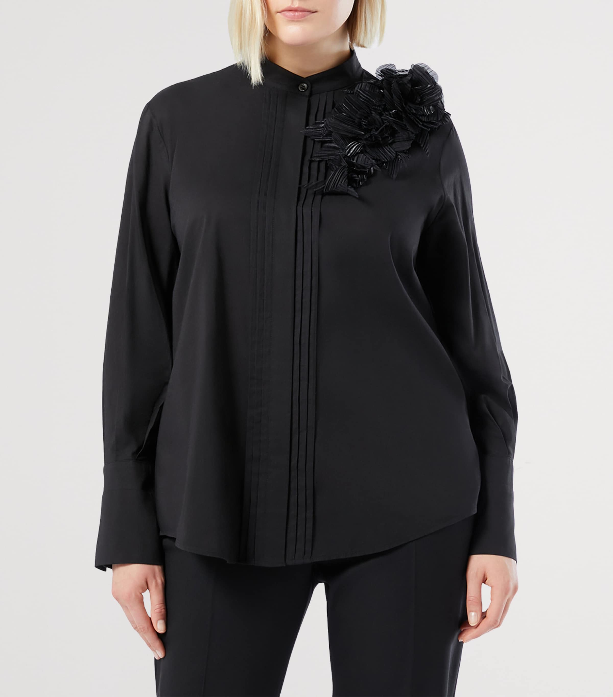 Floral-Detail Fieno Shirt BLACK Image 2