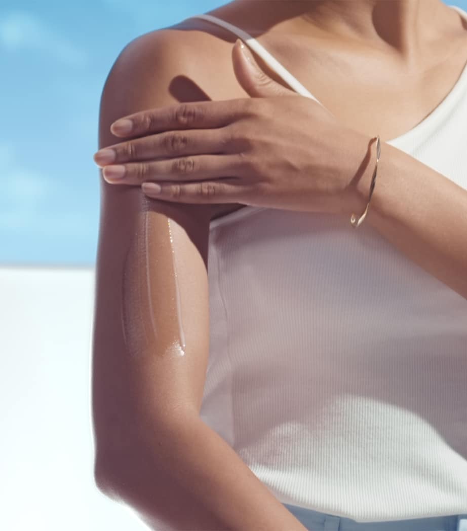 Expert Sun Protector Face & Body Lotion SPF 50+ (300ml) NO COLOUR Image 2