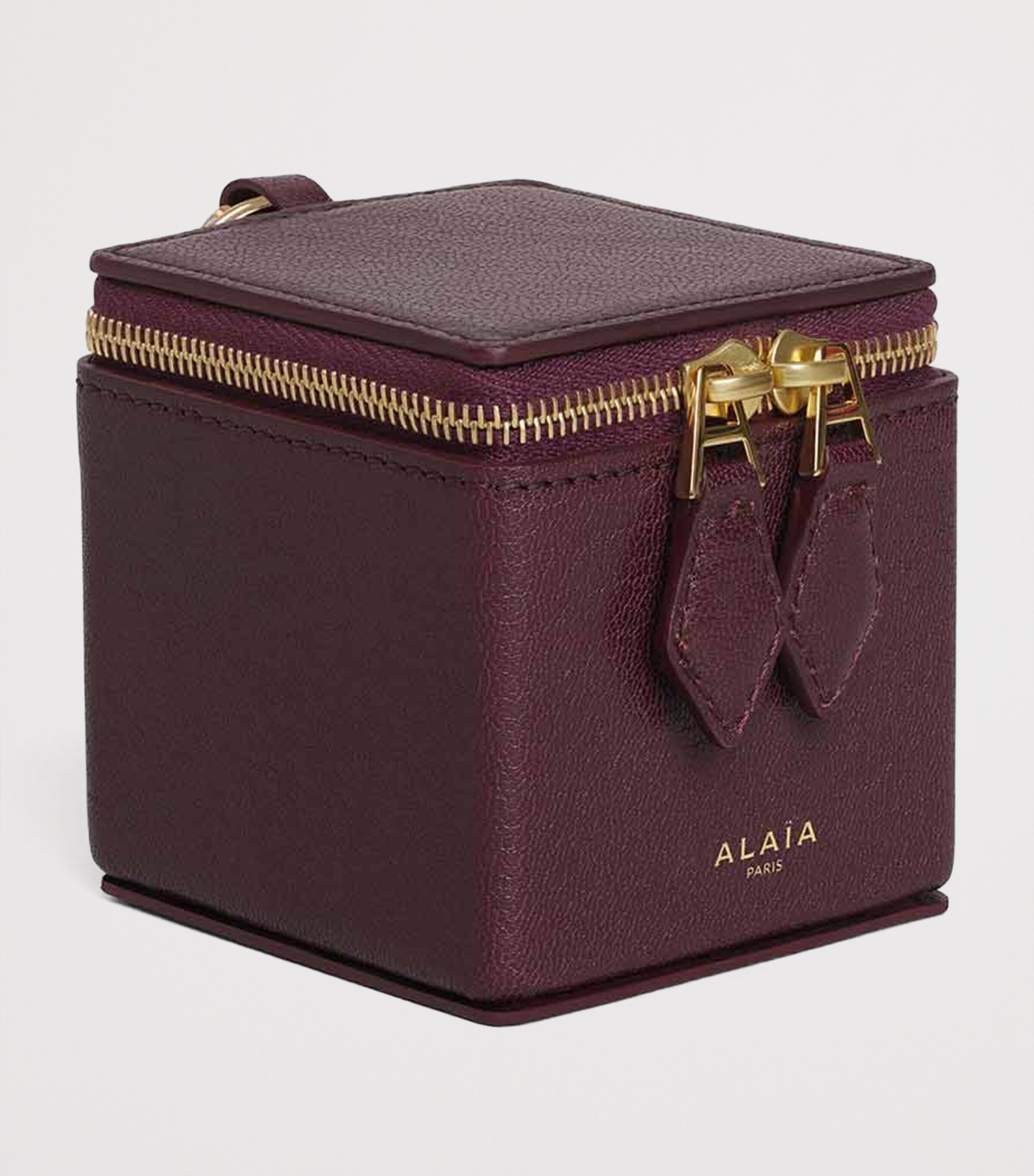 【上品♪】ALAIA アライラ スクエア ゴートスキン コインパース Alaïa Goatskin Square Coin Purse | Harrods US