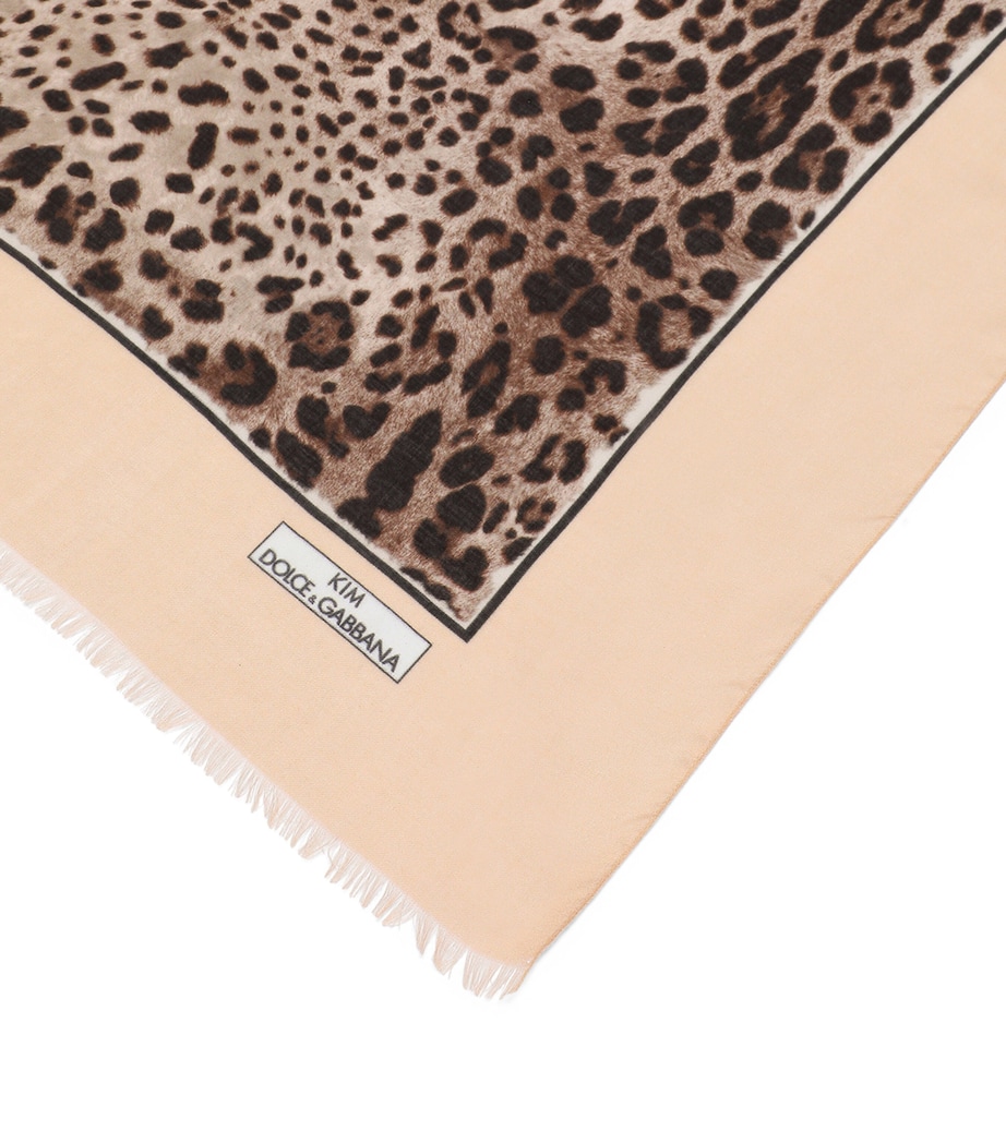 KIM DOLCE&GABBANA Leopard-print Cashmere and Modal Scarf H213M-LEO BORDO NUDO Image 3