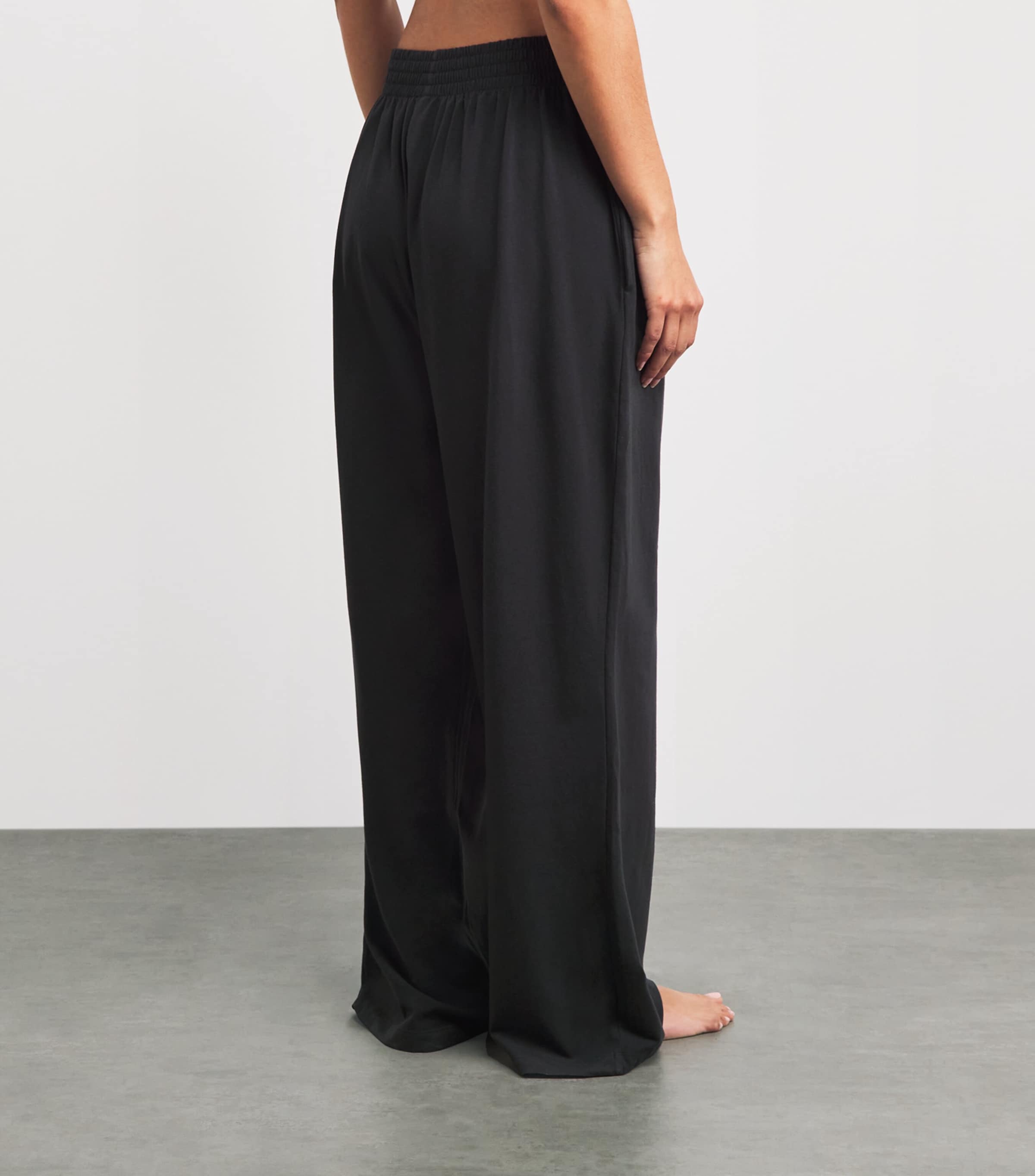 Skims Womens Stretch-Cotton Wide-Leg Sweatpants Soot Image 5