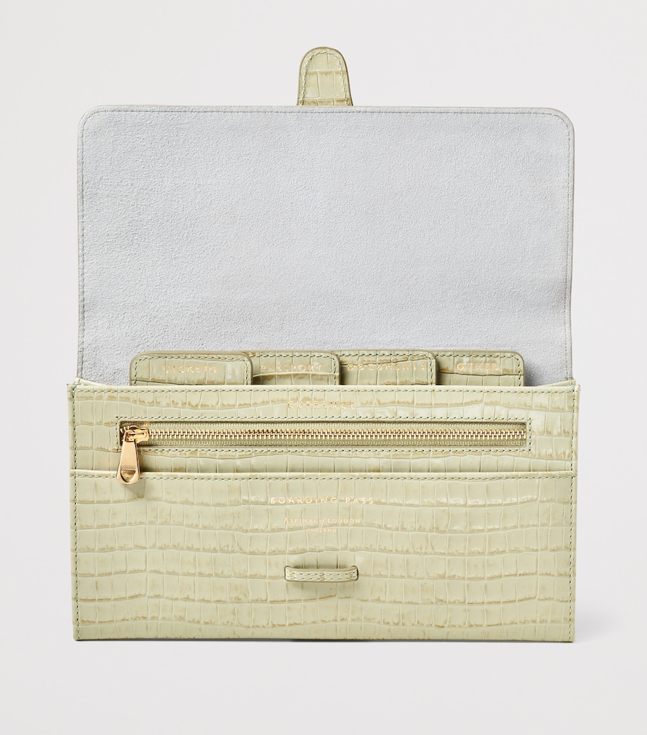 Leather Classic Travel Wallet PISTACHIO Image 2