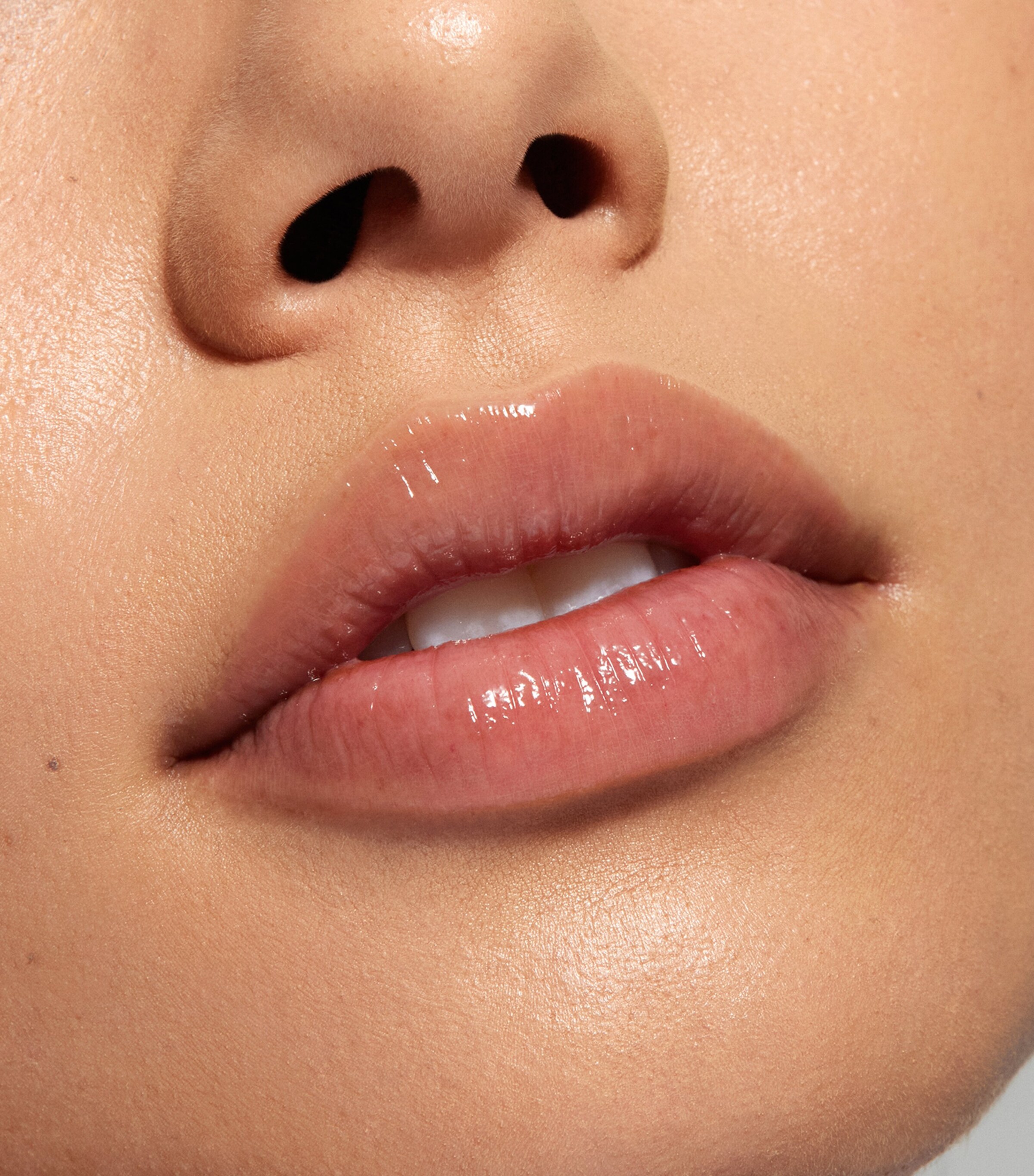 Lip Oil CREEME BRULEE Image 4