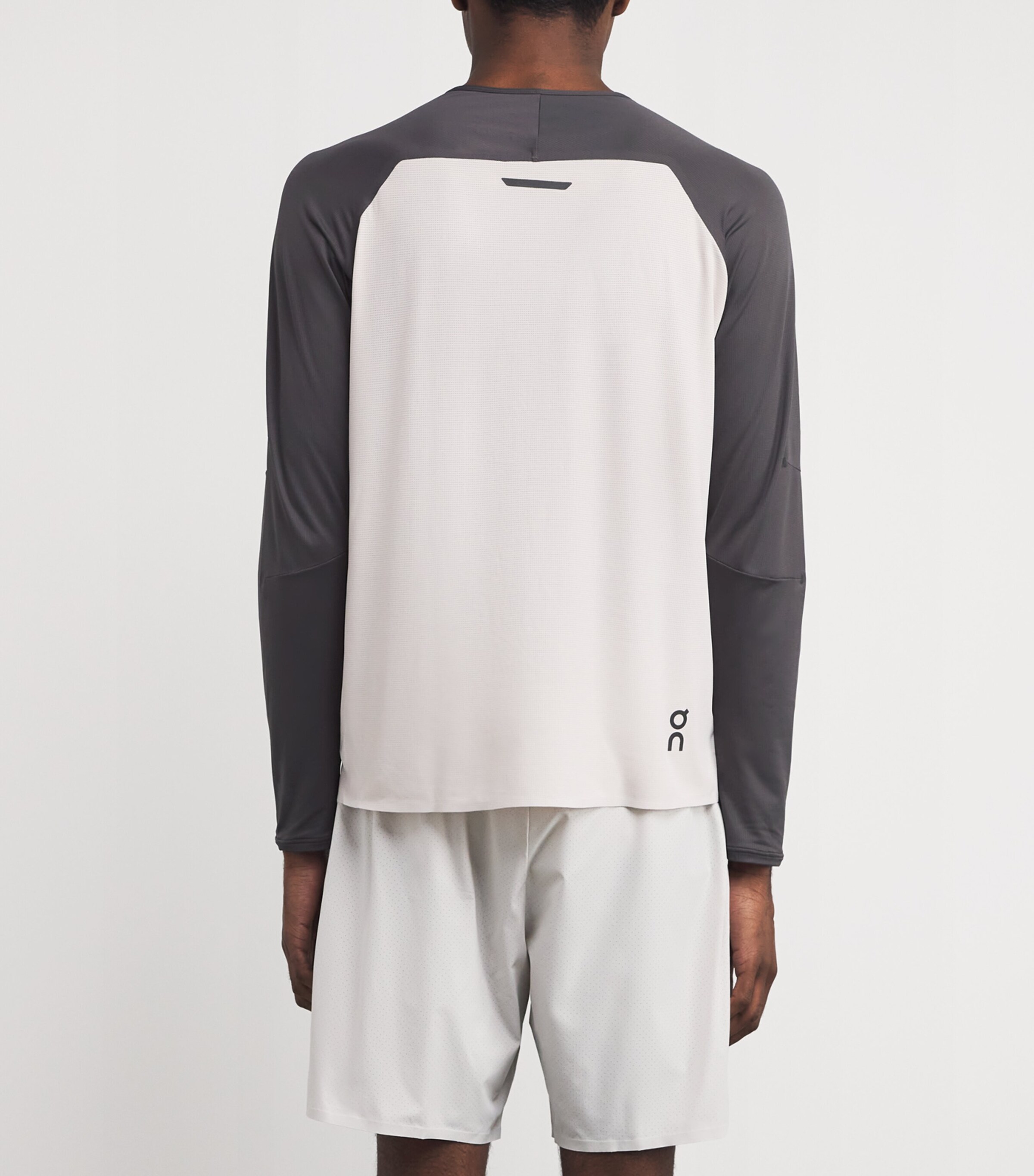 Performance Long-Sleeve T-Shirt ECLIPSE | SILVER Image 4