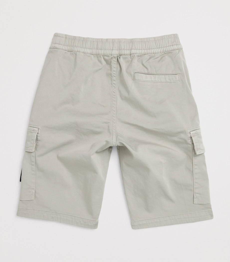 Stone Island Junior Stretch-Cotton Logo Cargo Shorts (4-14 Years) Grey Image 2