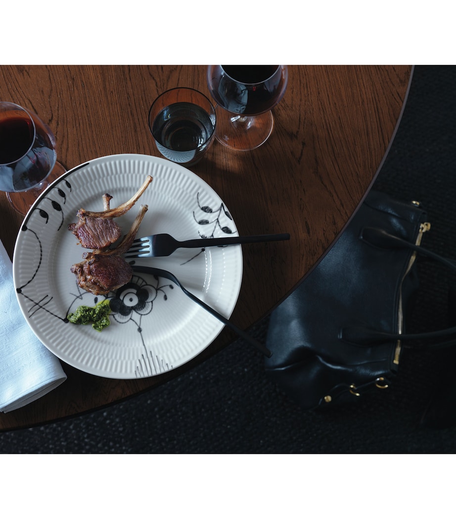 Black Fluted Mega Plate (27cm) BLACK Image 2