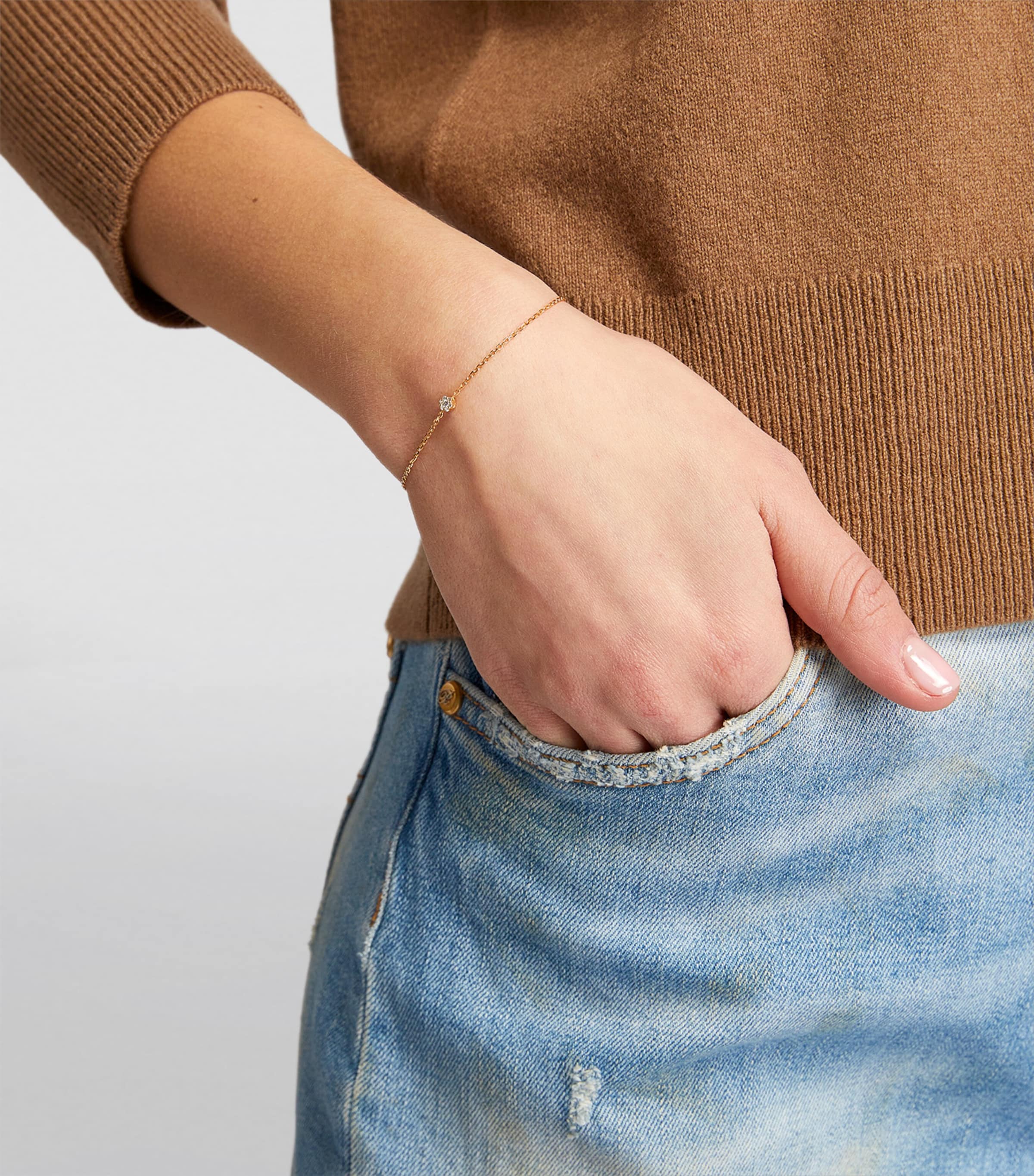 Yellow Gold and Diamond Illusion Bracelet YELLOW GOLD Image 3