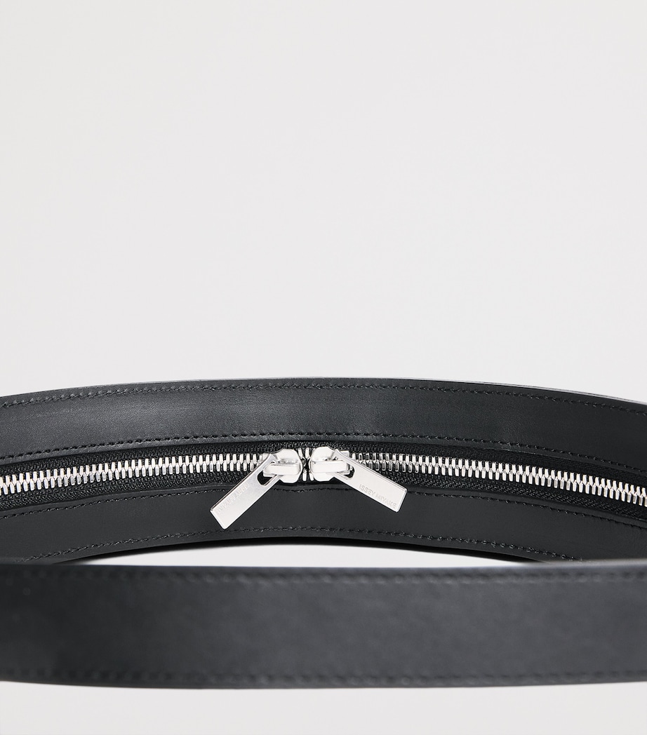 Issey Miyake Medium Leather Fin Bag Black Image 6
