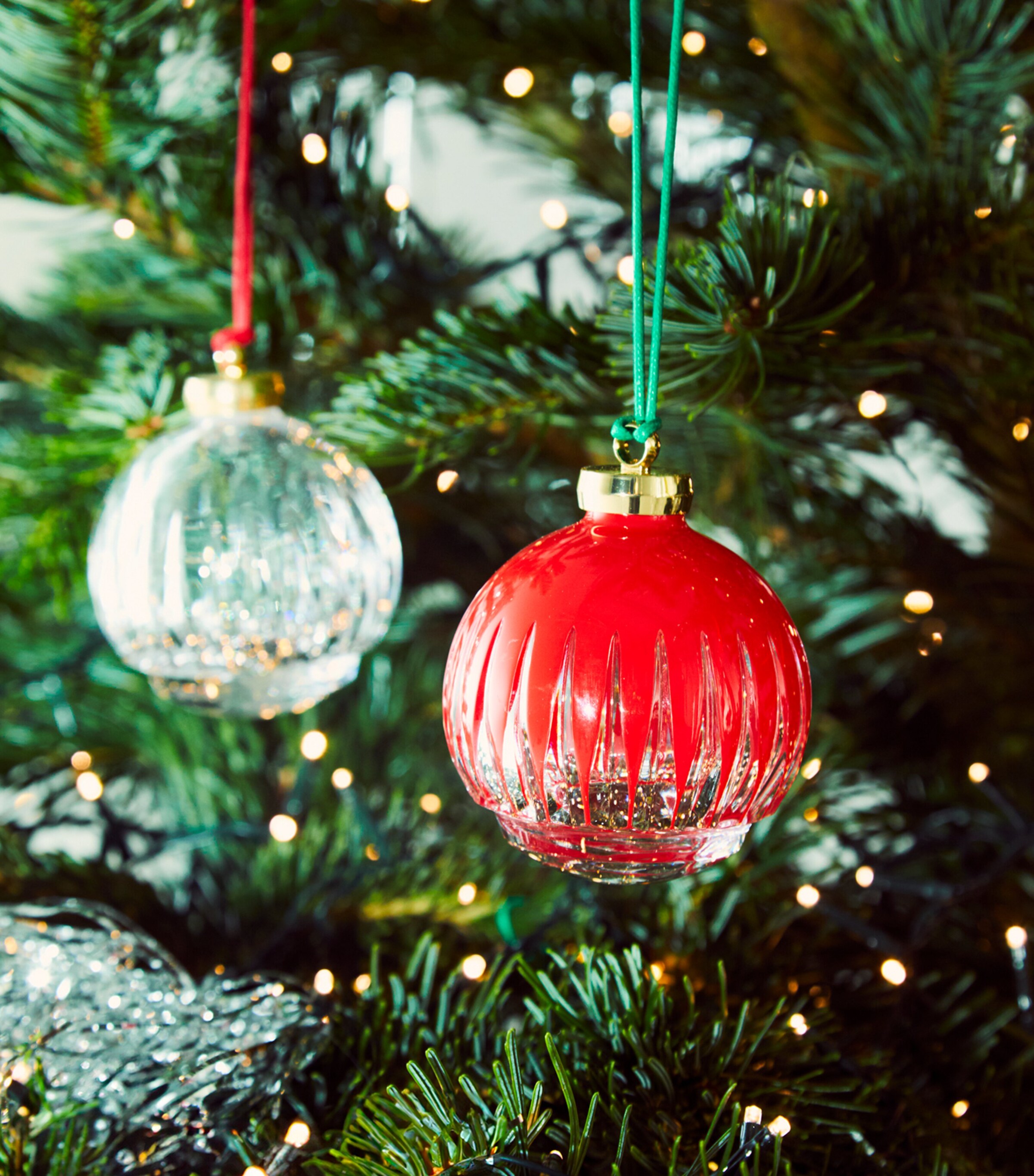 Waterford Crystal Firework Bauble (8cm) Red Image 2