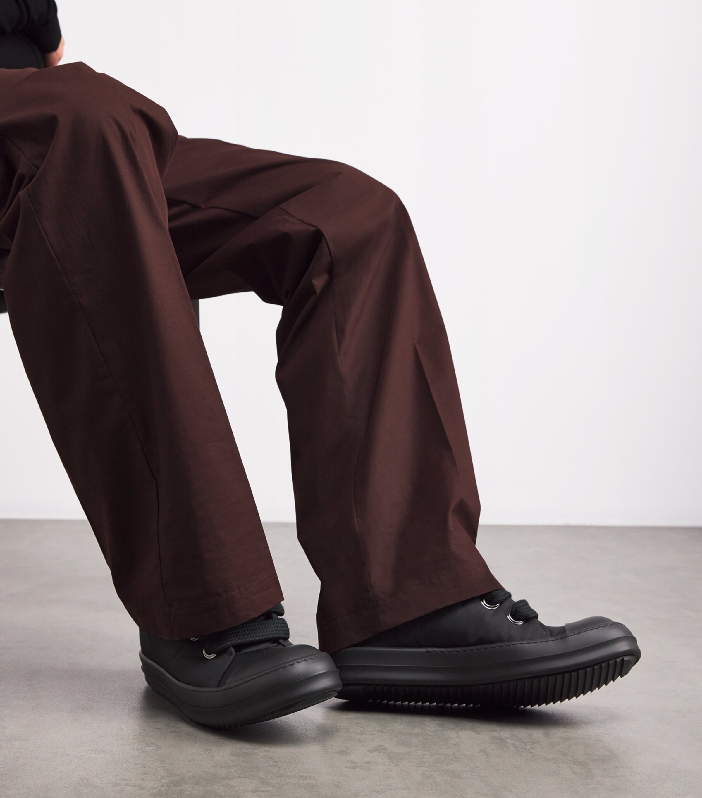 Rick Owens Jumbo-Lace Sneakers Black / Milk Image 2
