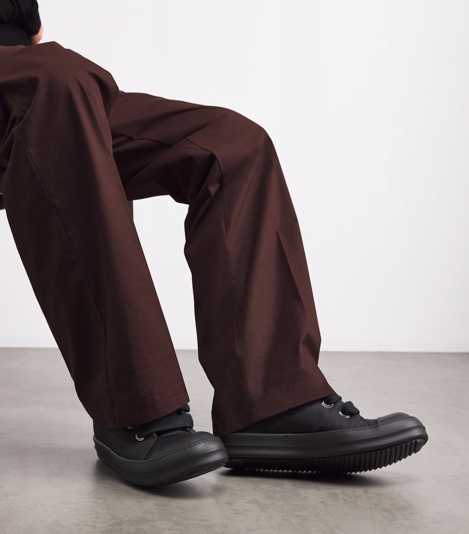 Rick Owens Jumbo-Lace Sneakers Black / Milk Image 2