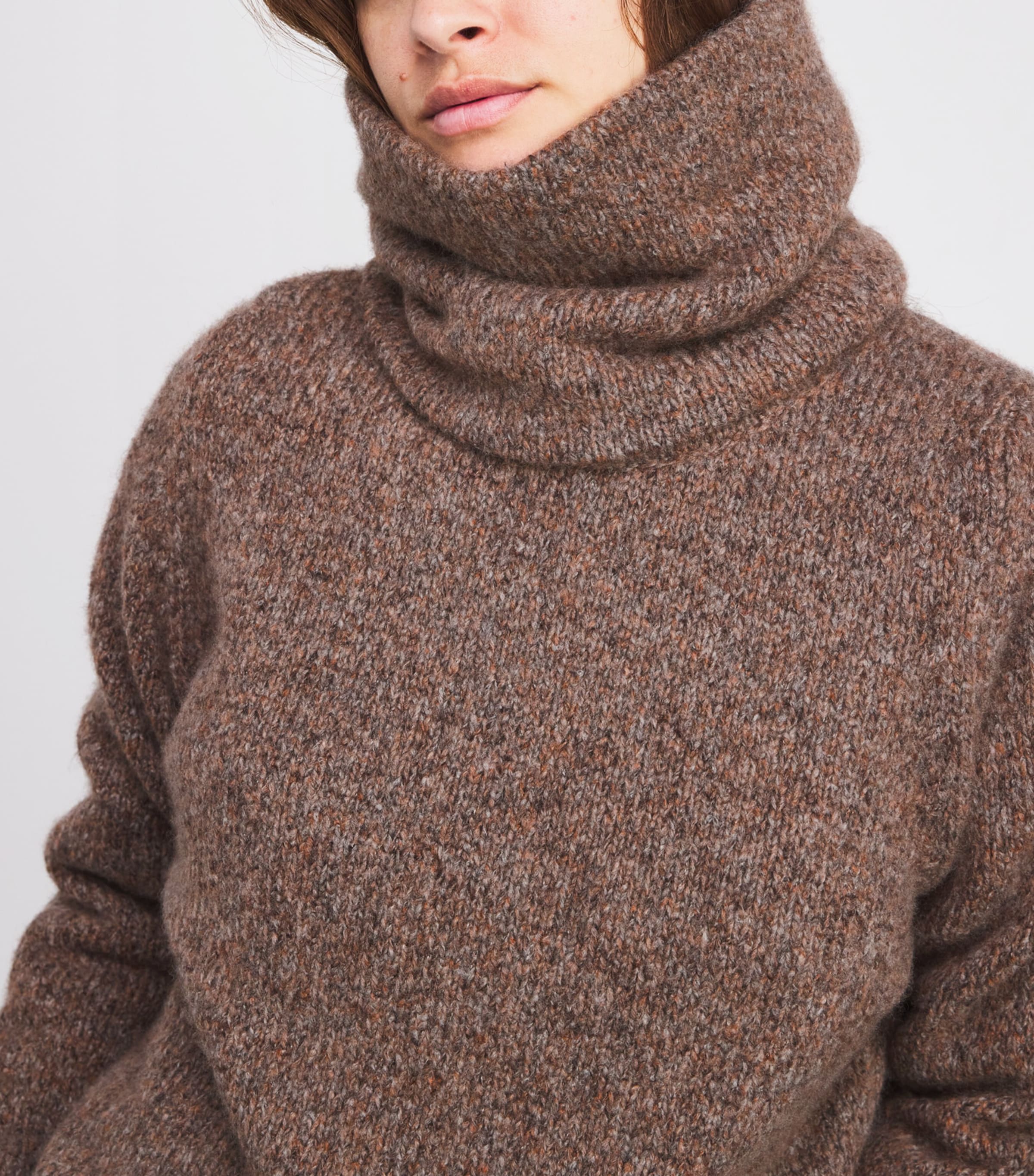 Johnstons Of Elgin Brown Cashmere-Silk Brushed Oversized Sweater