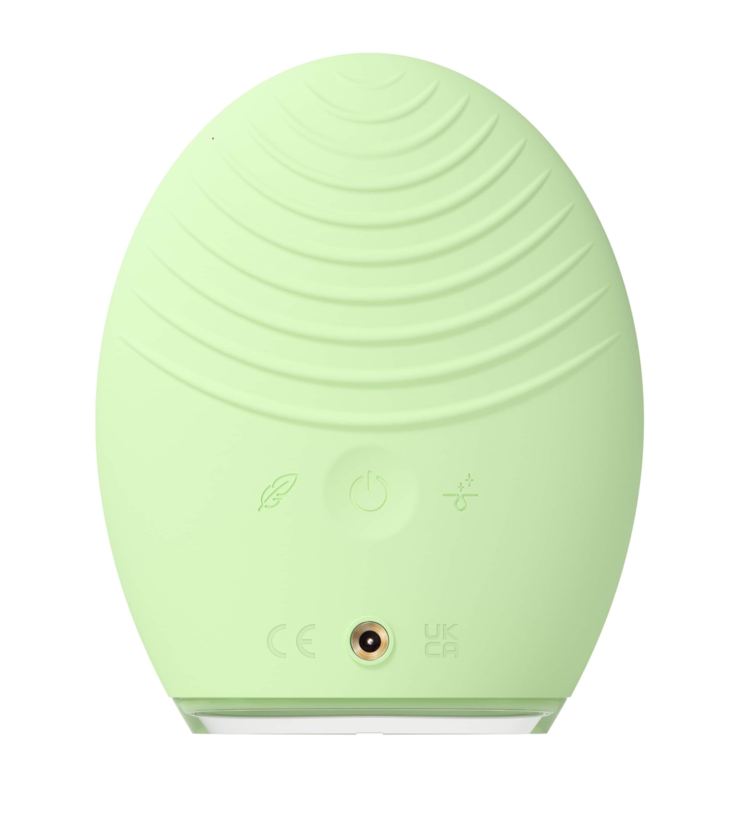 Foreo Luna 4 Combination Skin Cleansing Tool Image 2
