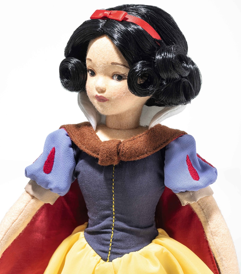 Disney's Snow White (33cm) MULTI Image 2