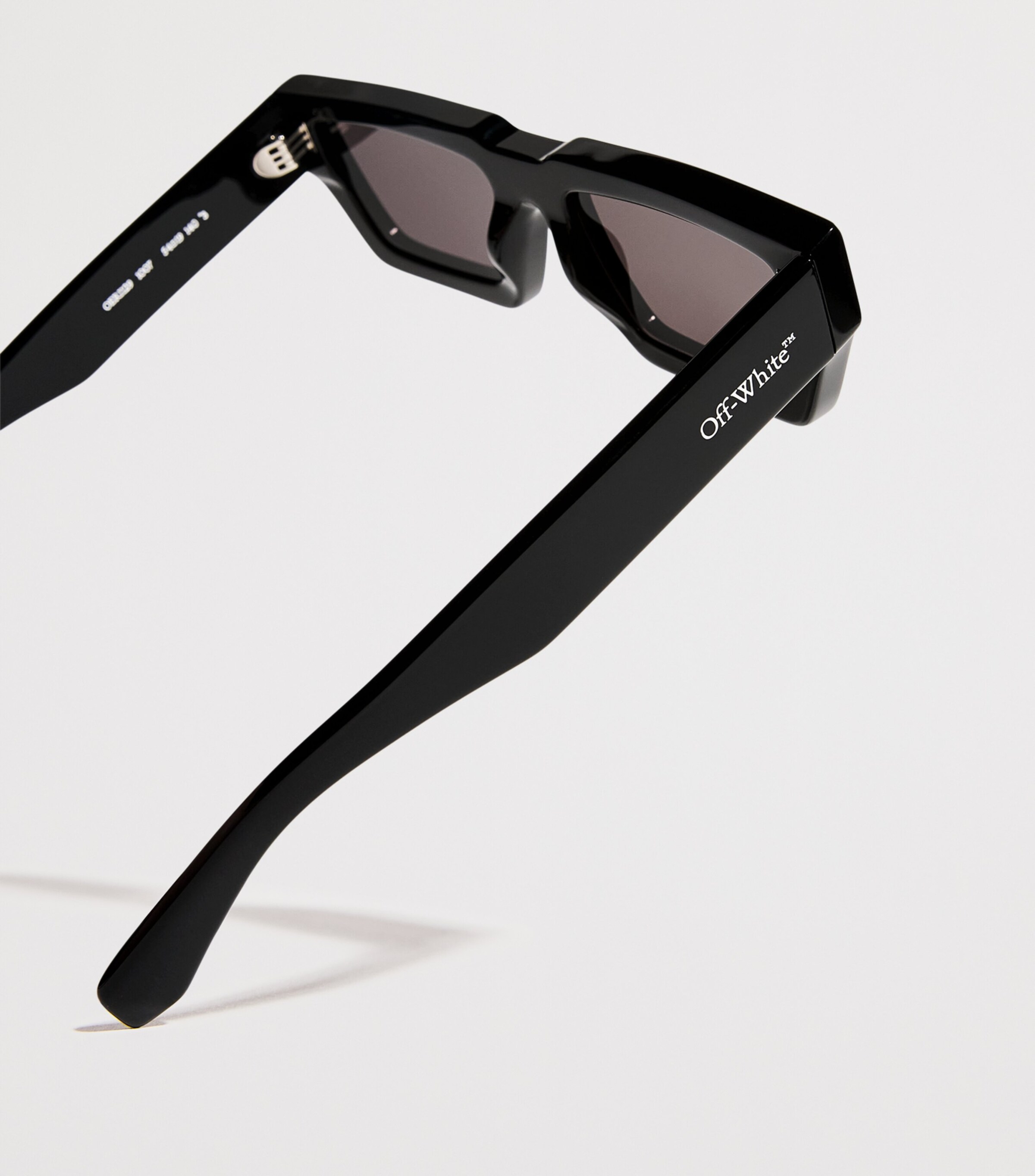 Off-White Metal Manchester Sunglasses | Holiday Shop | Mens | Sunglasses | Men Accessories | Designers | Off White Off-White Metal Manchester Sunglasses | Holiday Shop | Mens | Sunglasses | Men Accessories | Designers | Off White