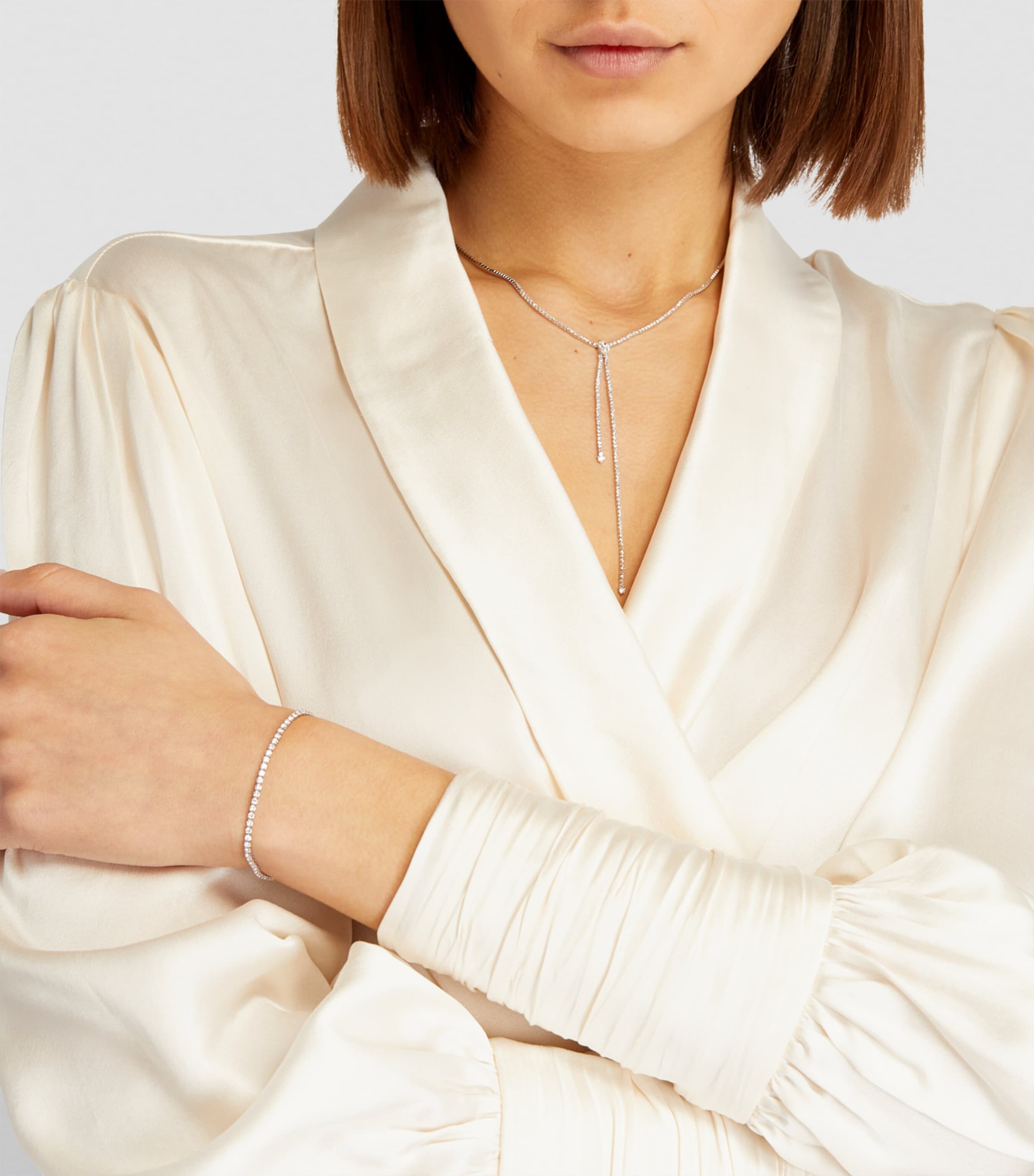 White Gold and Diamond Single Line Thread Bracelet WHITE GOLD Image 4