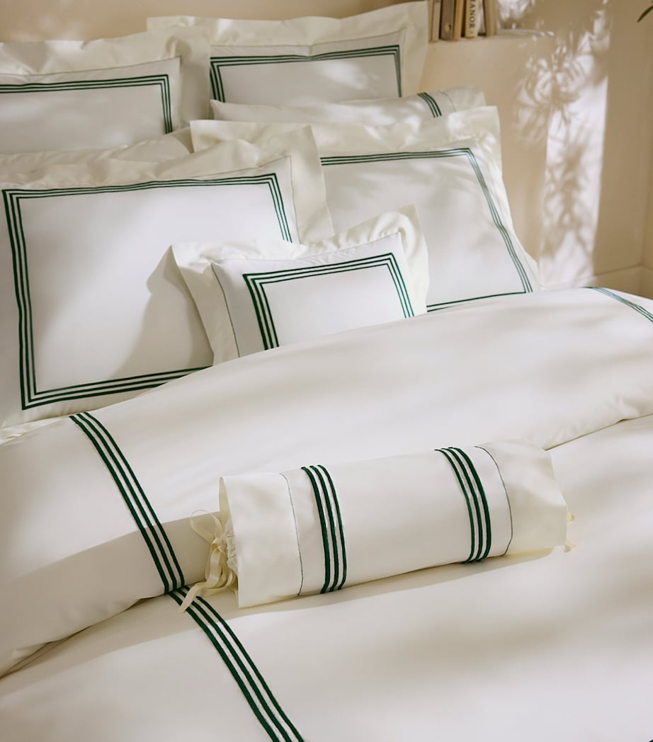 Pratesi Tre Righe Super King Flat Sheet (300cm x 270cm) Ivory/emerald Image 2