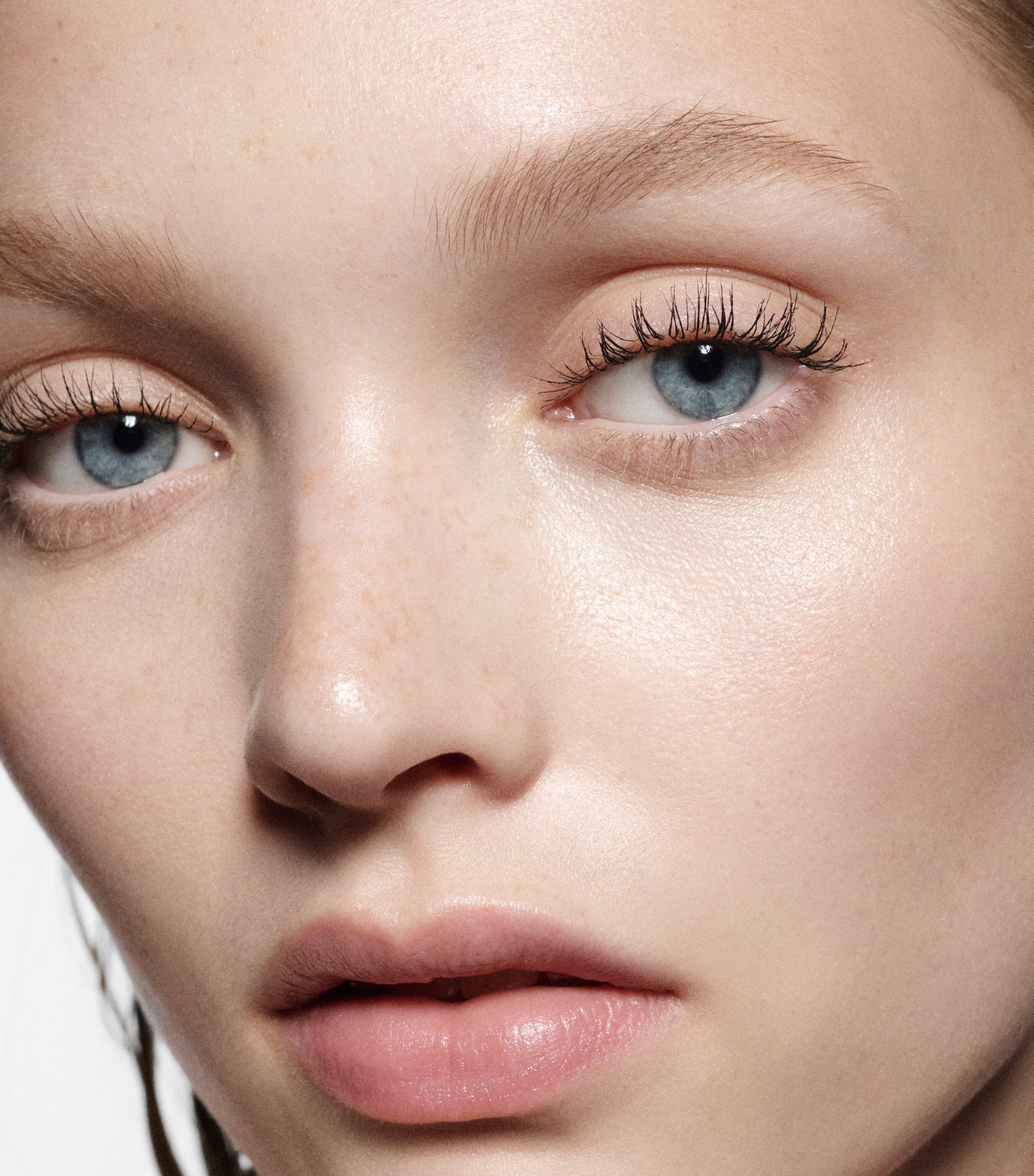 Future Lash Mascara BLACK Image 4