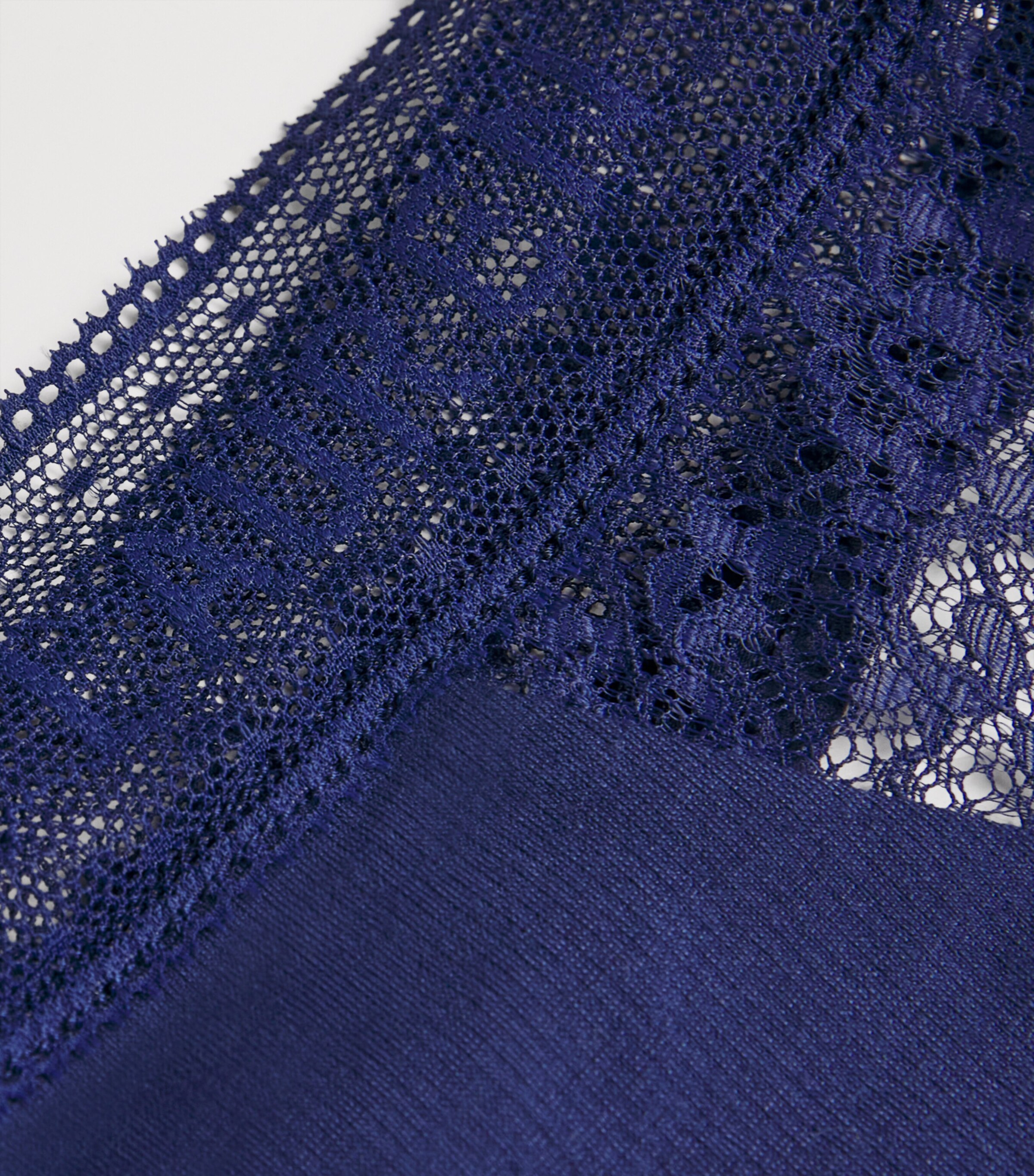 Polo Ralph Lauren Womens Lace-Detail Thong Navy Image 4