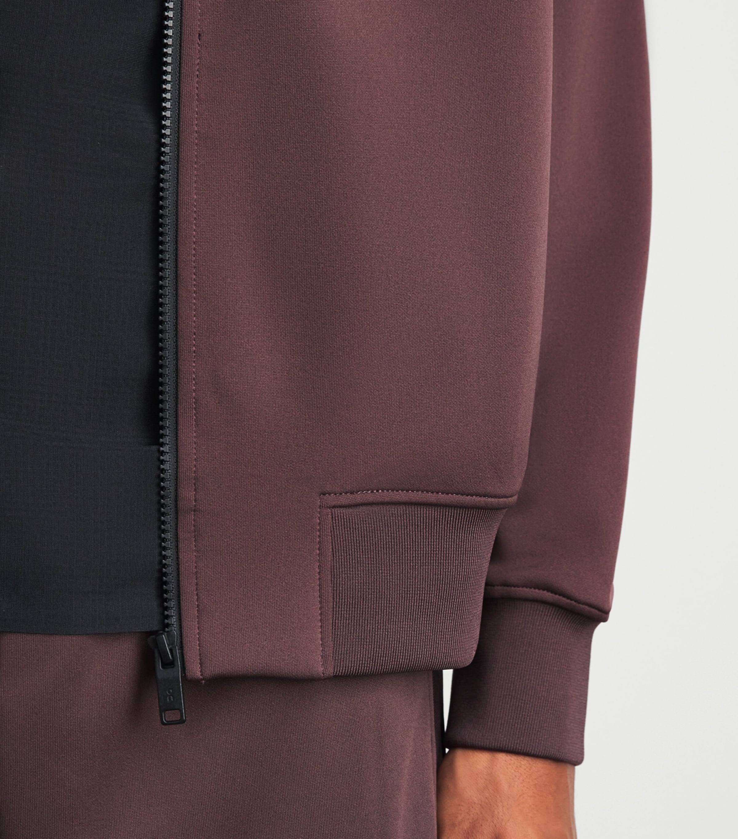 On Mens Courtside Track Jacket Mulberry Image 3
