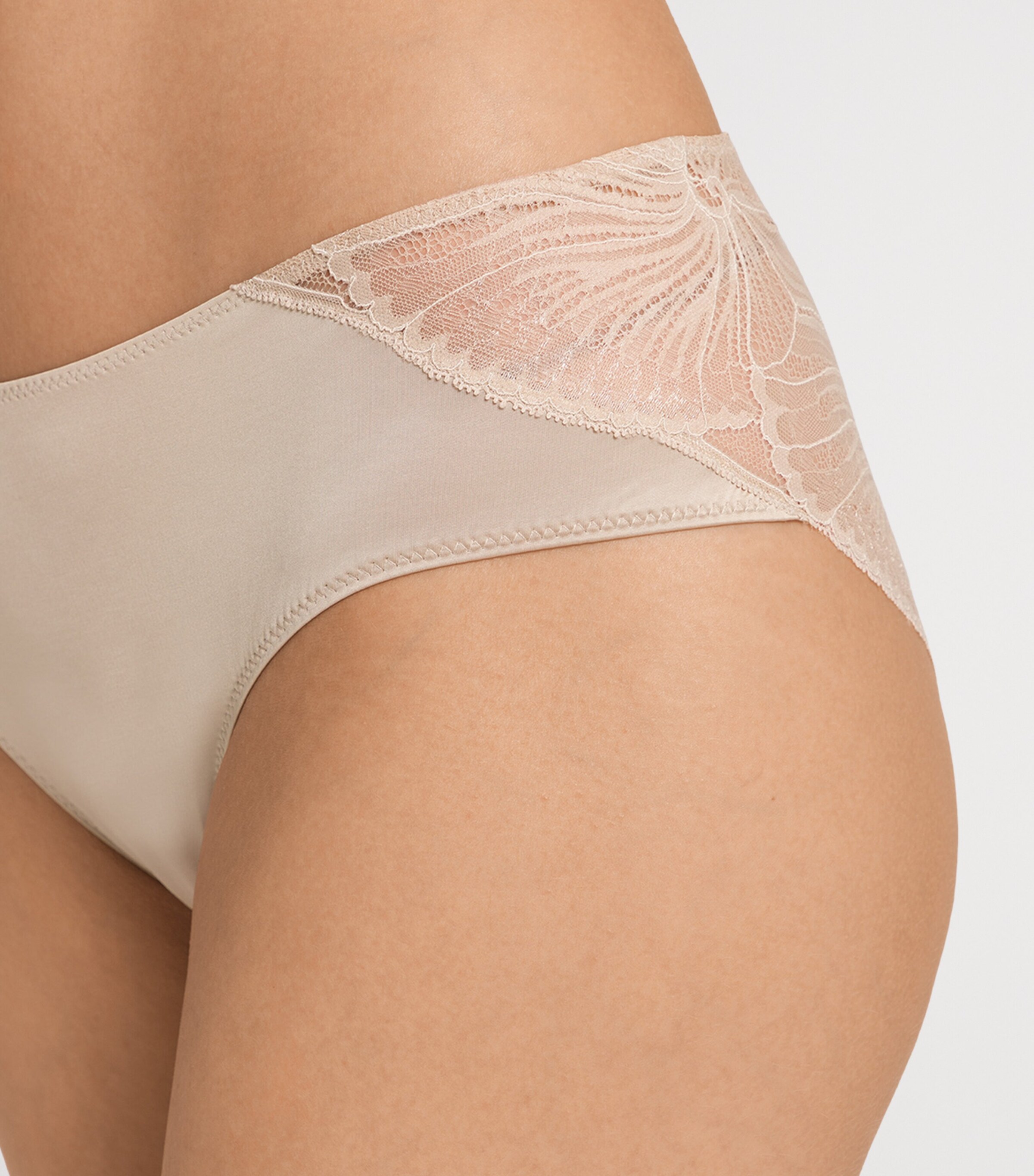 Hanro Lace-Trim Lilith Midi Briefs | Women Clothing | Lingerie & Hosiery | Knickers | Designers | Hanro Hanro Lace-Trim Lilith Midi Briefs | Women Clothing | Lingerie & Hosiery | Knickers | Designers | Hanro