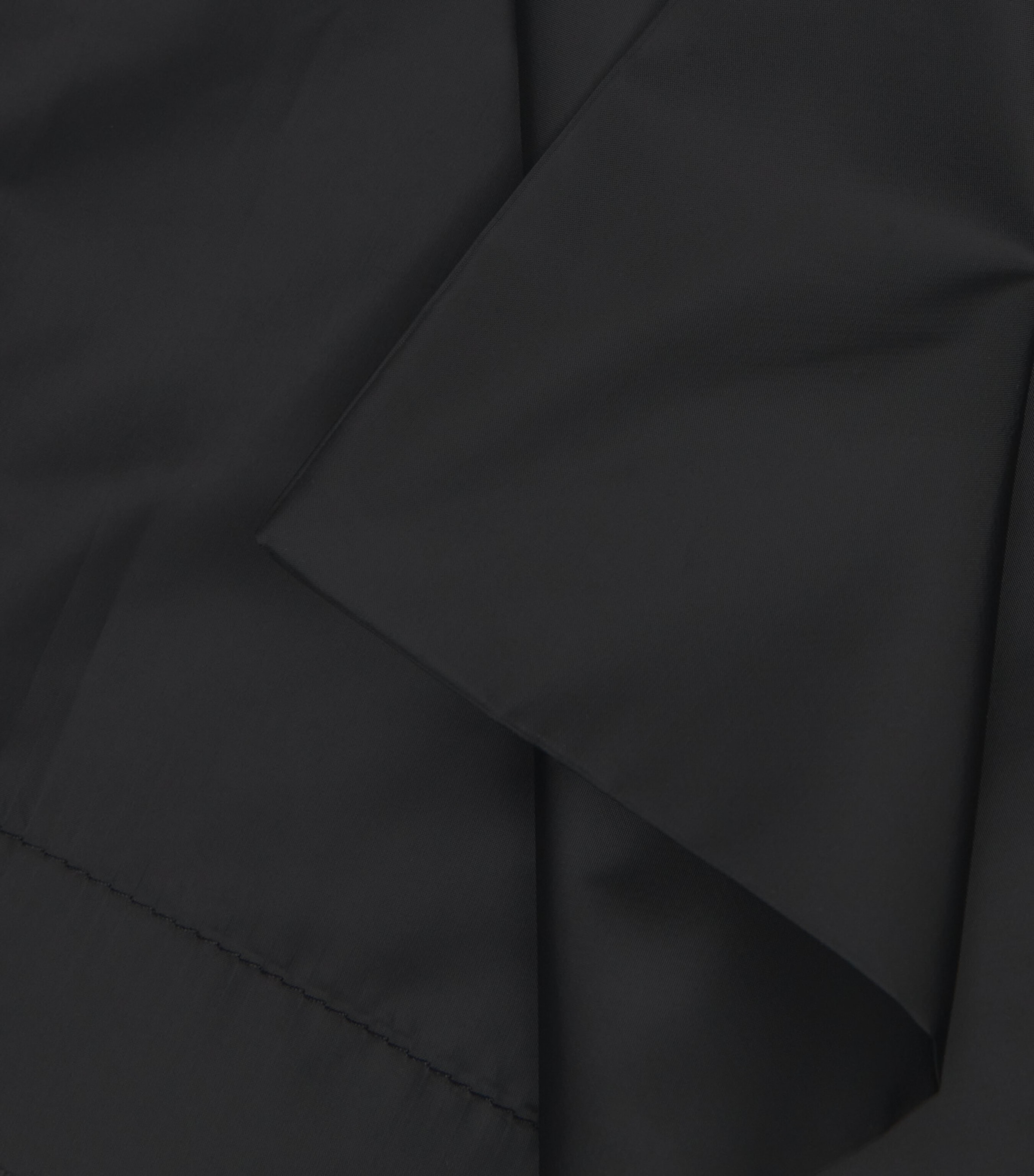 x Moncler Temple Kilt Shorts 999 - BLACK Image 5