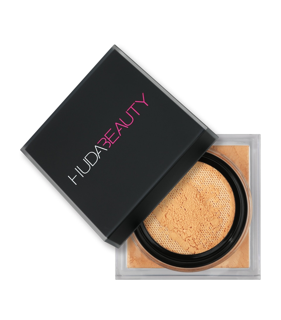 Huda Beauty Powders | Easy Bake Loose Powder | Harrods UK