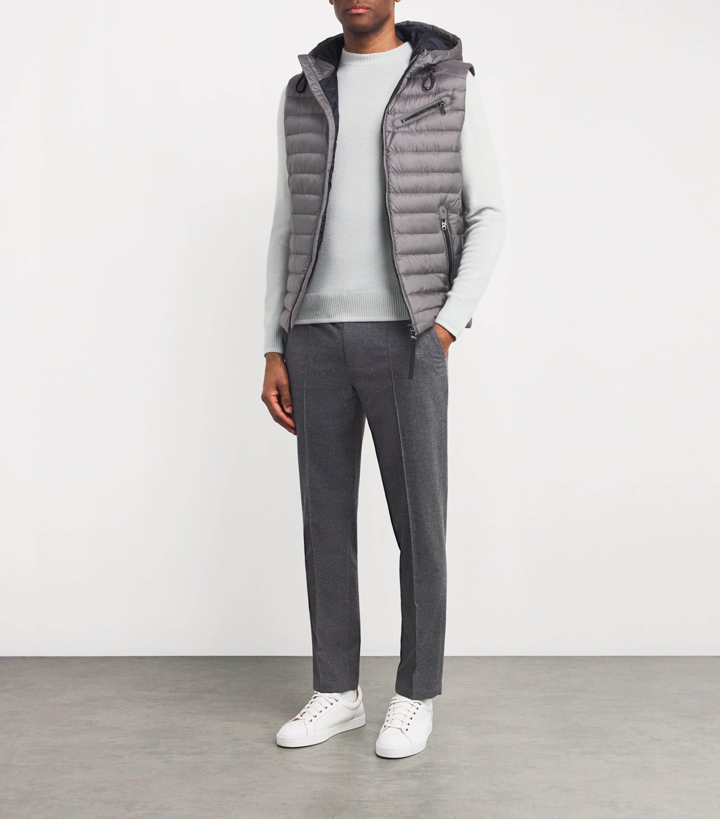 Down-Filled Lonne Gilet 950 - GRAVITY GREY Image 2