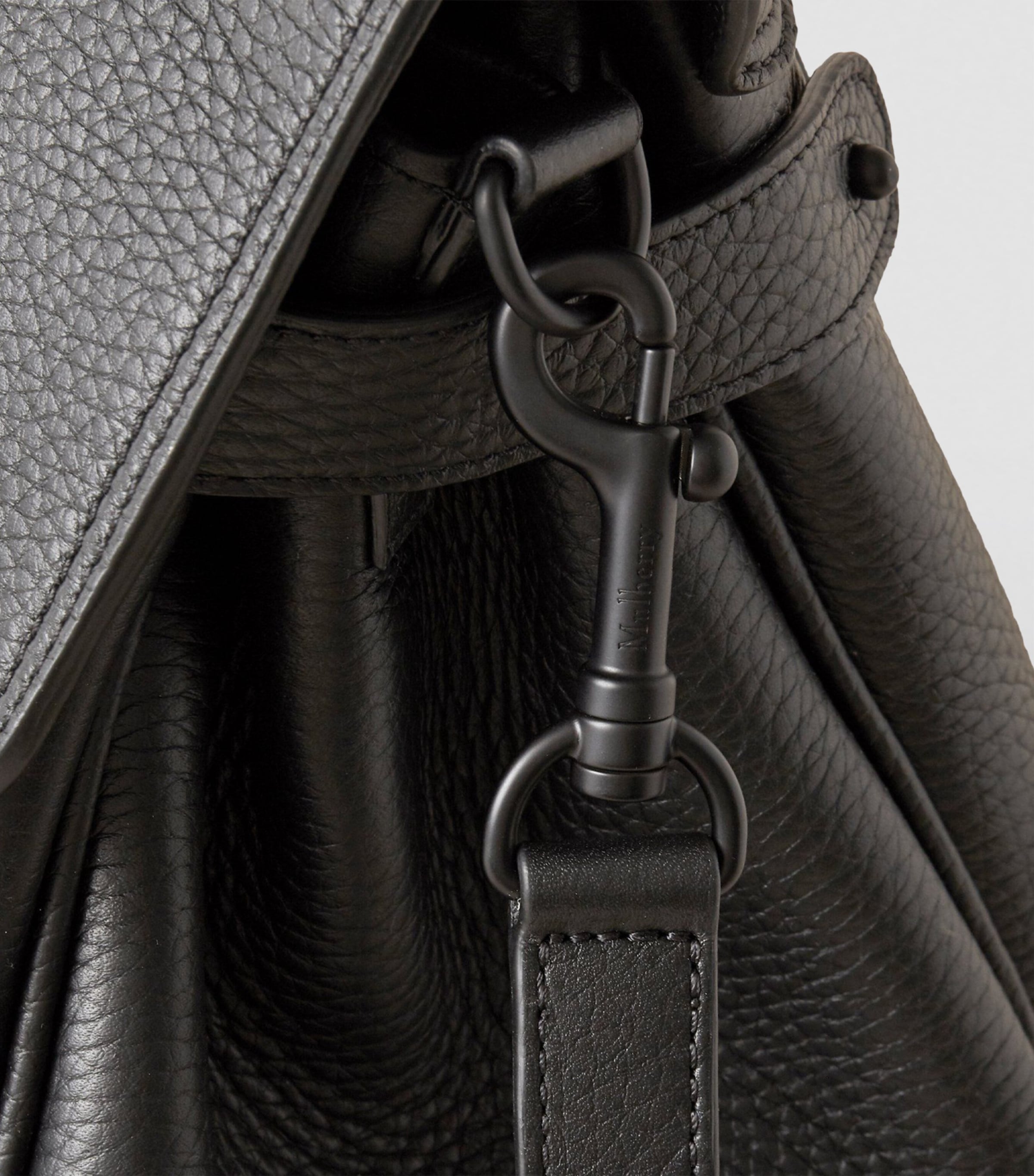 Oversized Leather Alexa Cross-Body Bag BLACK Image 7