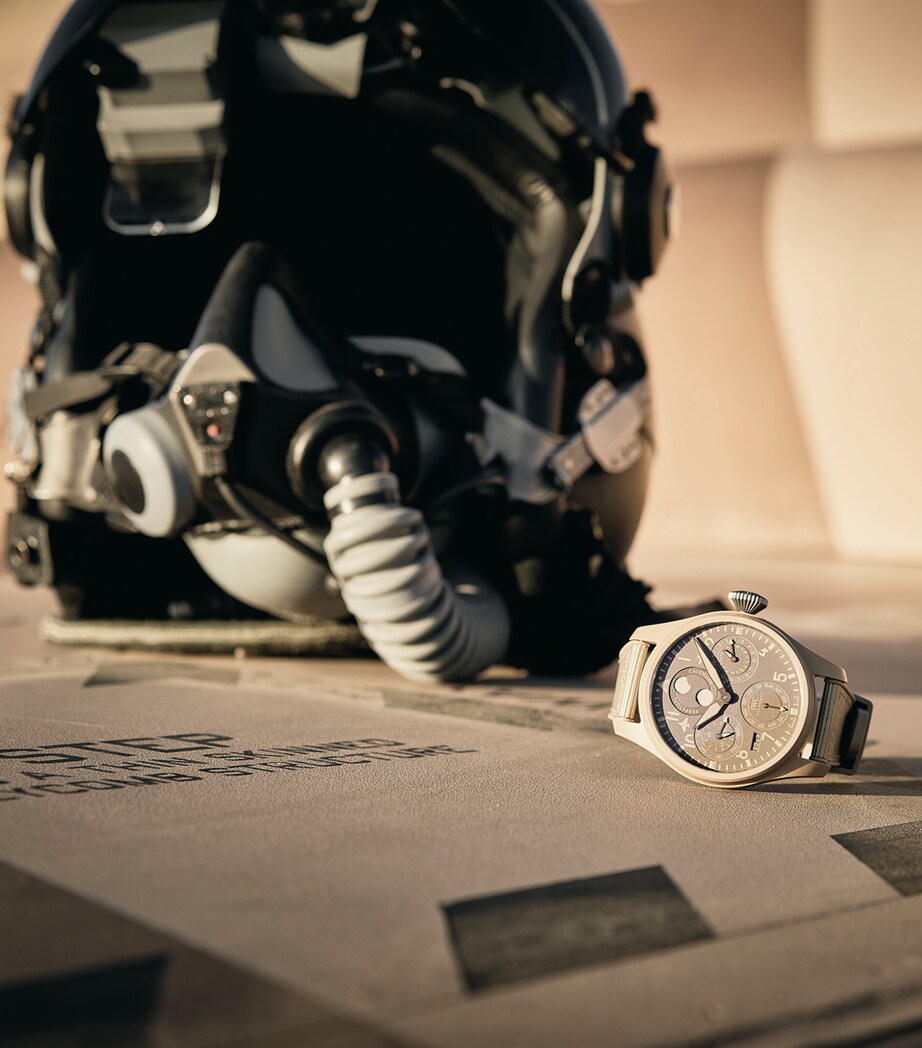 Ceramic Top Gun Big Pilot's Watch 46mm BROWN Image 5