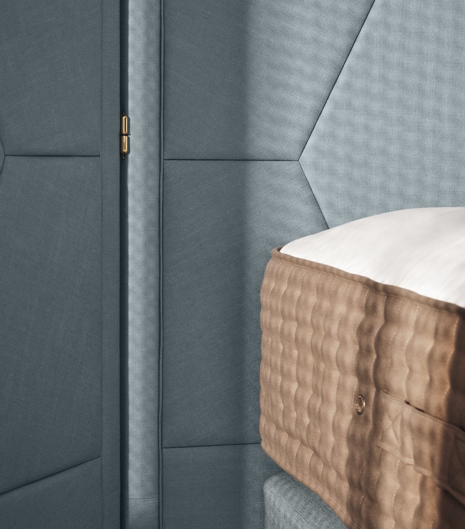 Vispring Diamond Majesty Bed Set (217cm x 215cm) | Harrods HK