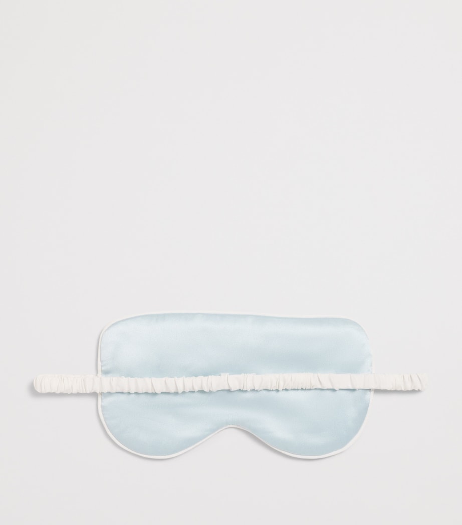 Olivia von Halle Womens Silk Audrey Eye Mask Powder Blue Image 3