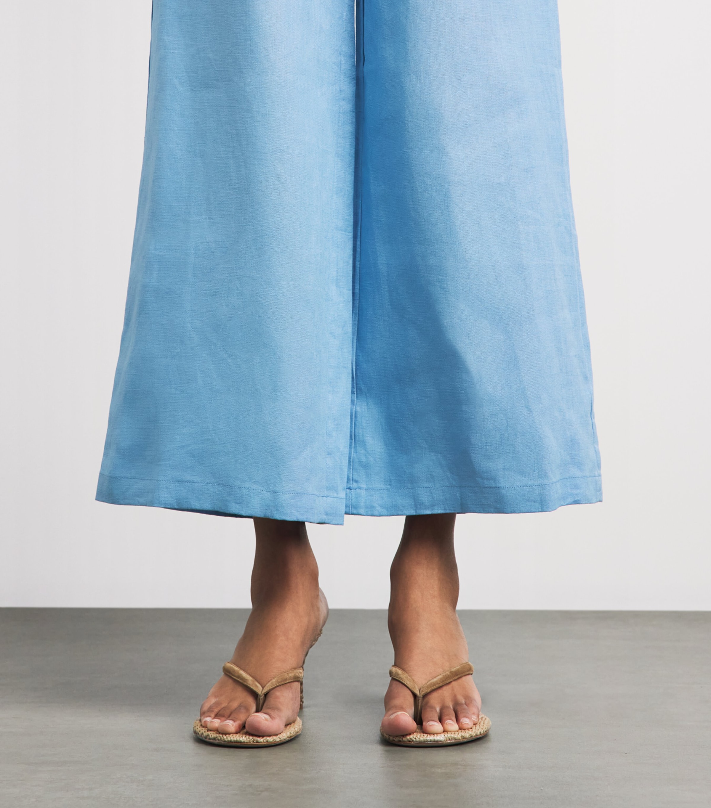 Faithfull The Brand Womens Linen Syna Wide-Leg Trousers Sky Blue Image 3