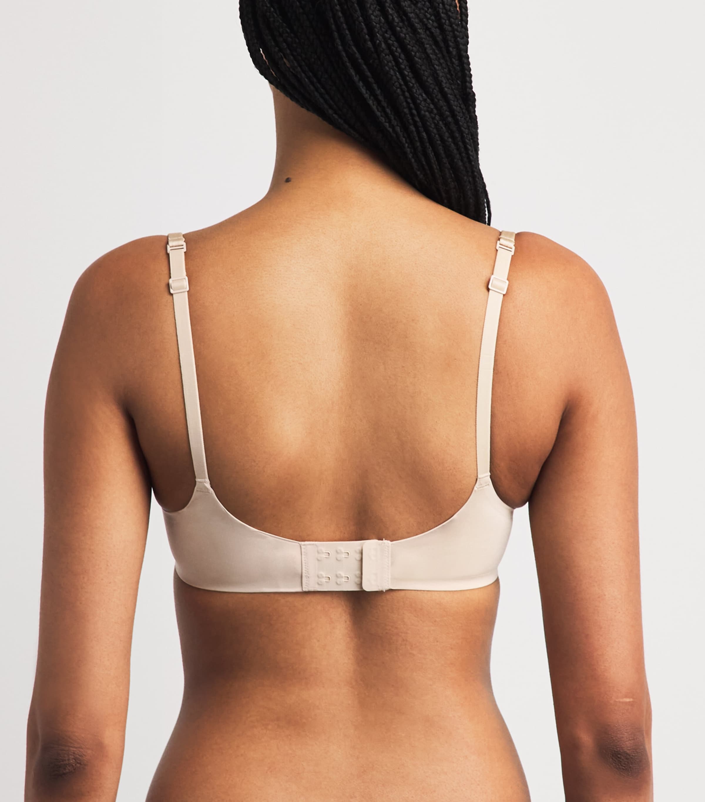 Skims Womens Ultimate Nipple Wireless Push-Up Bra Sand Image 3