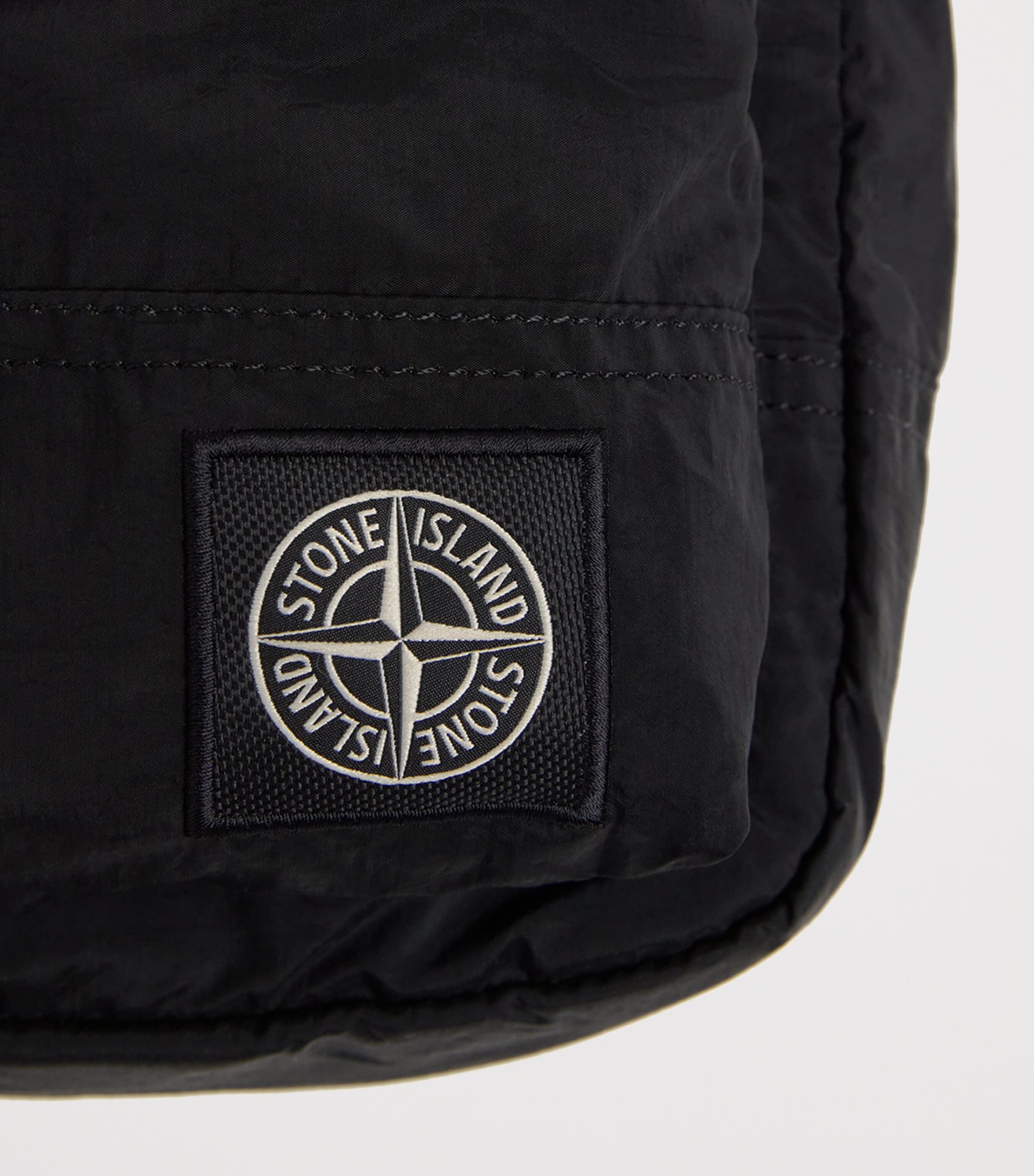 Stone Island Coated-Nylon Logo Cross-Body Bag Image 4
