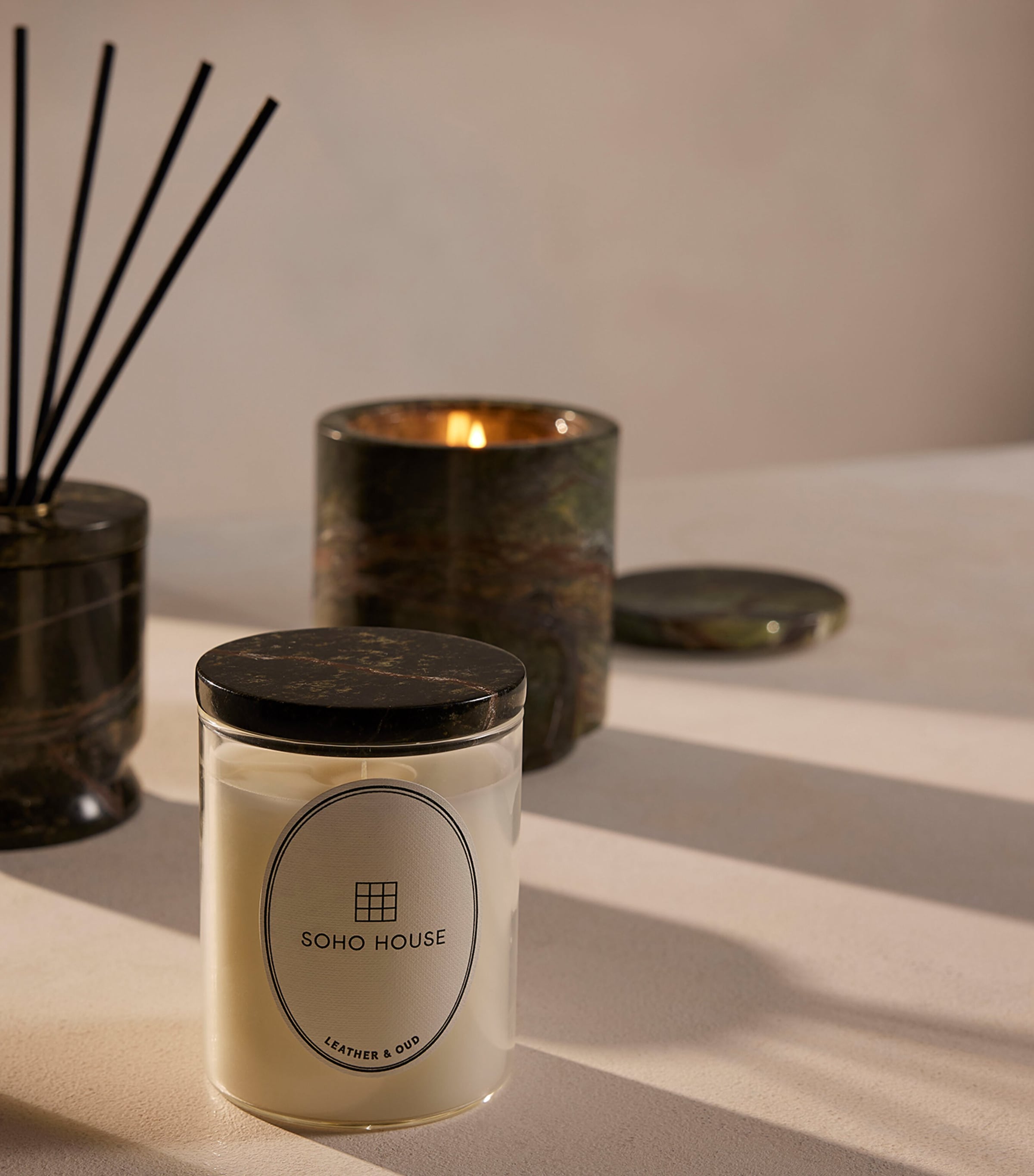 Marble Vessel and Leather & Oud Candle (250g) NO COLOUR Image 5