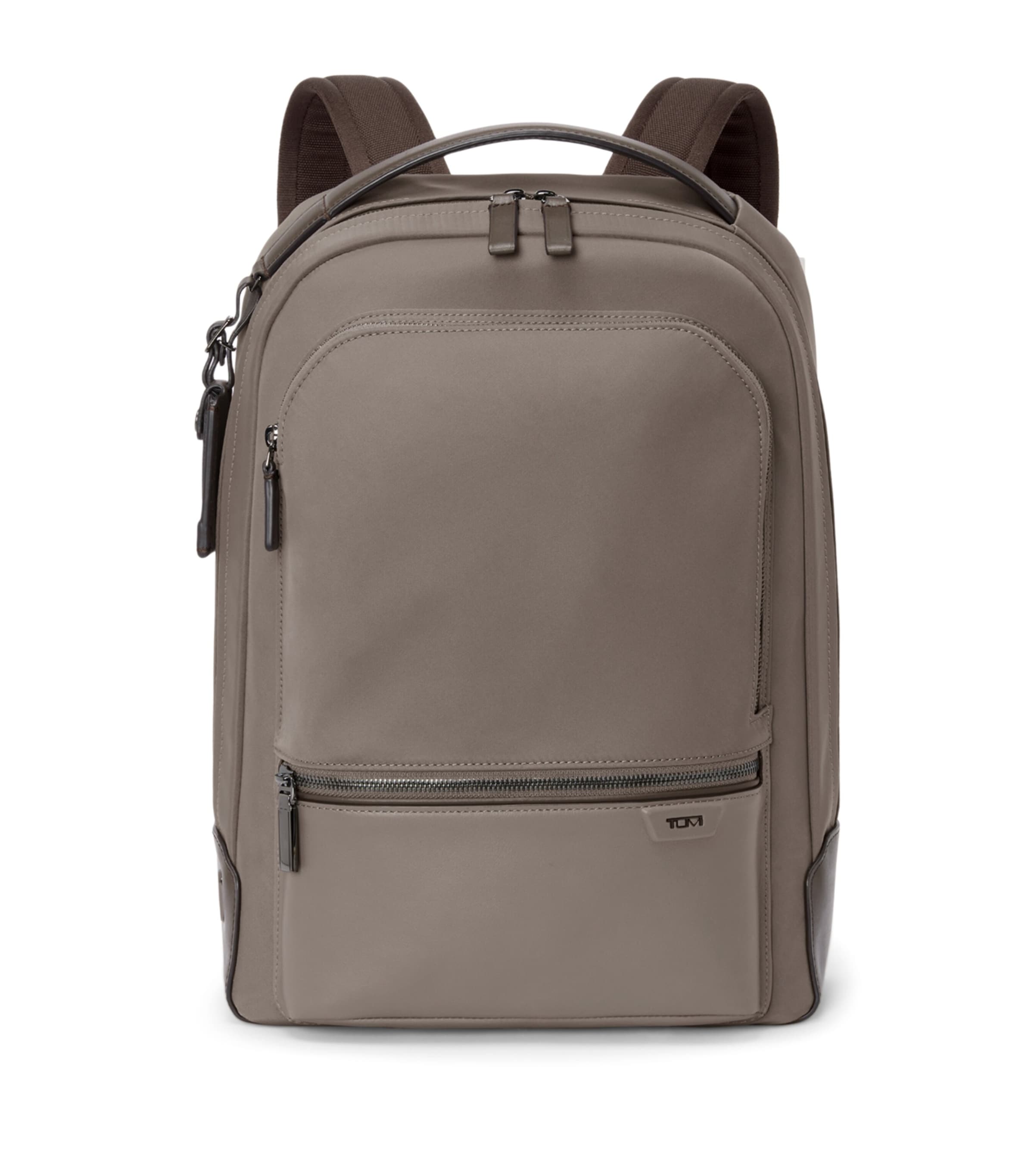 harris backpack tumi Harrison William Toting an array of pockets inside and out TUMI Harrison Bradner Leather Backpack