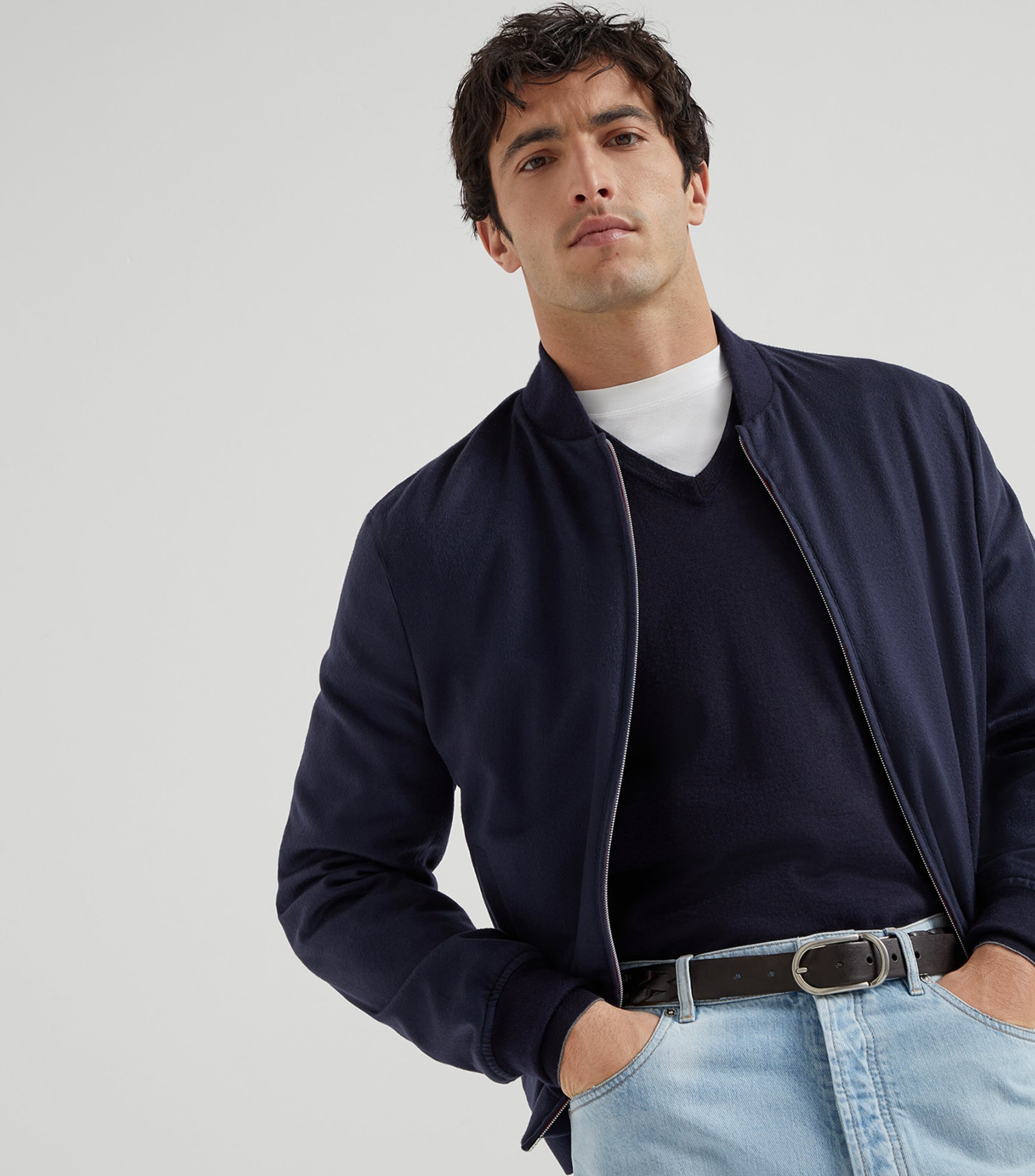 Cashmere V-Neck Sweater CW425 Image 5