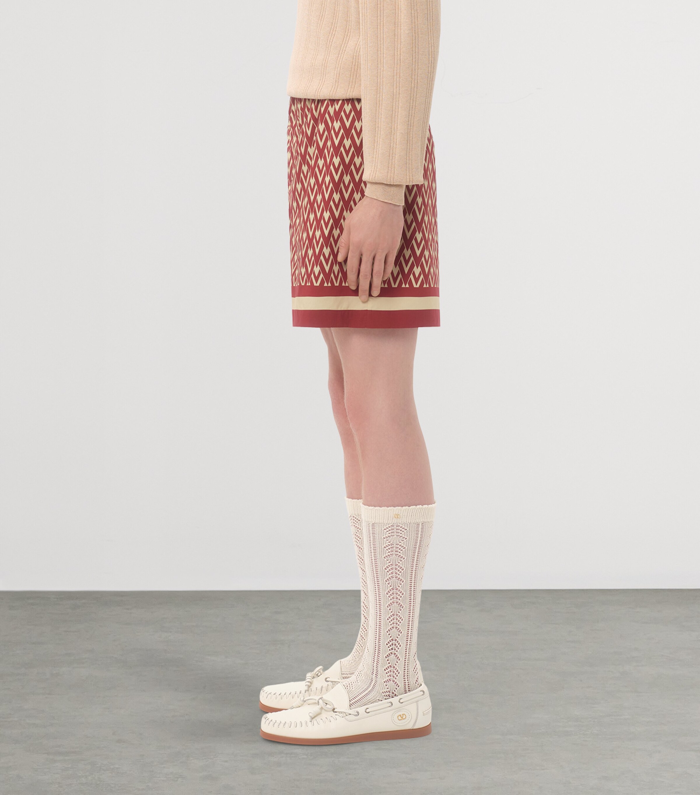 Valentino Garavani Mens Toute La V Bermuda Shorts Clt Image 3