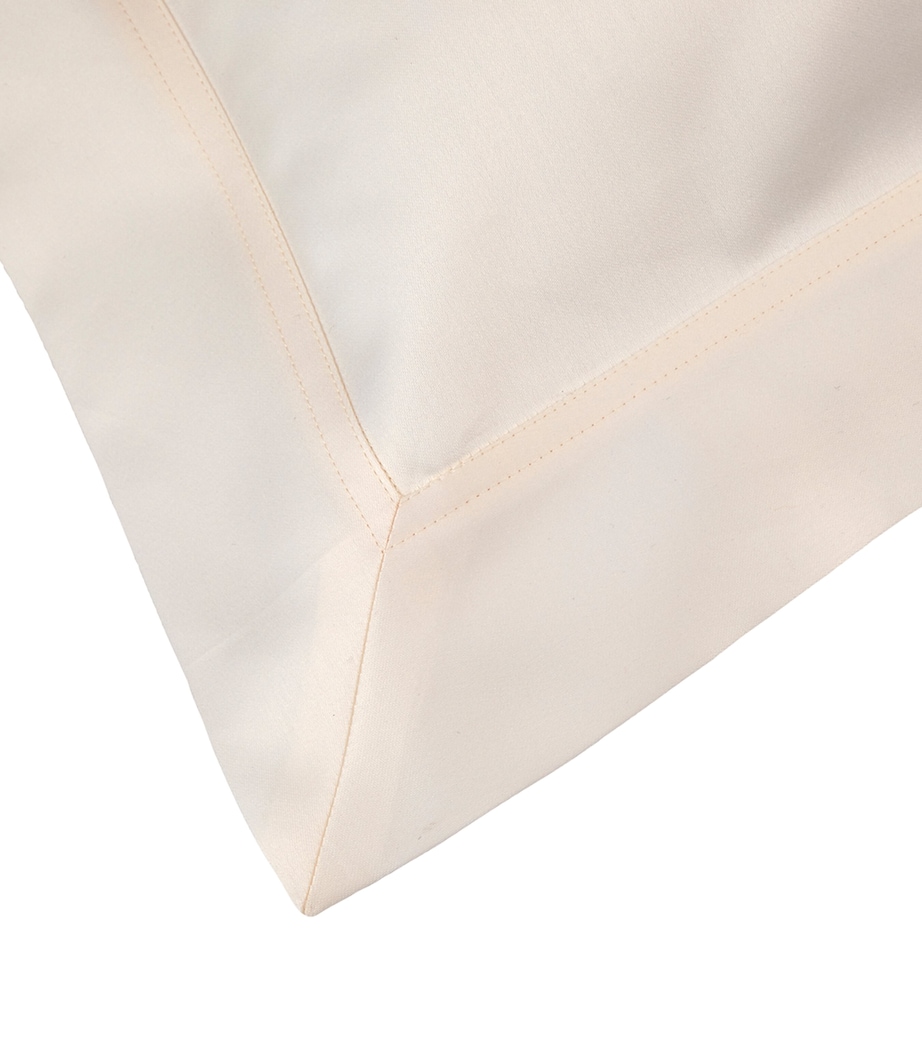 Yves Delorme Couture Egyptian Cotton Prodige Oxford Pillowcase (50cm x 70cm) Creme Image 3