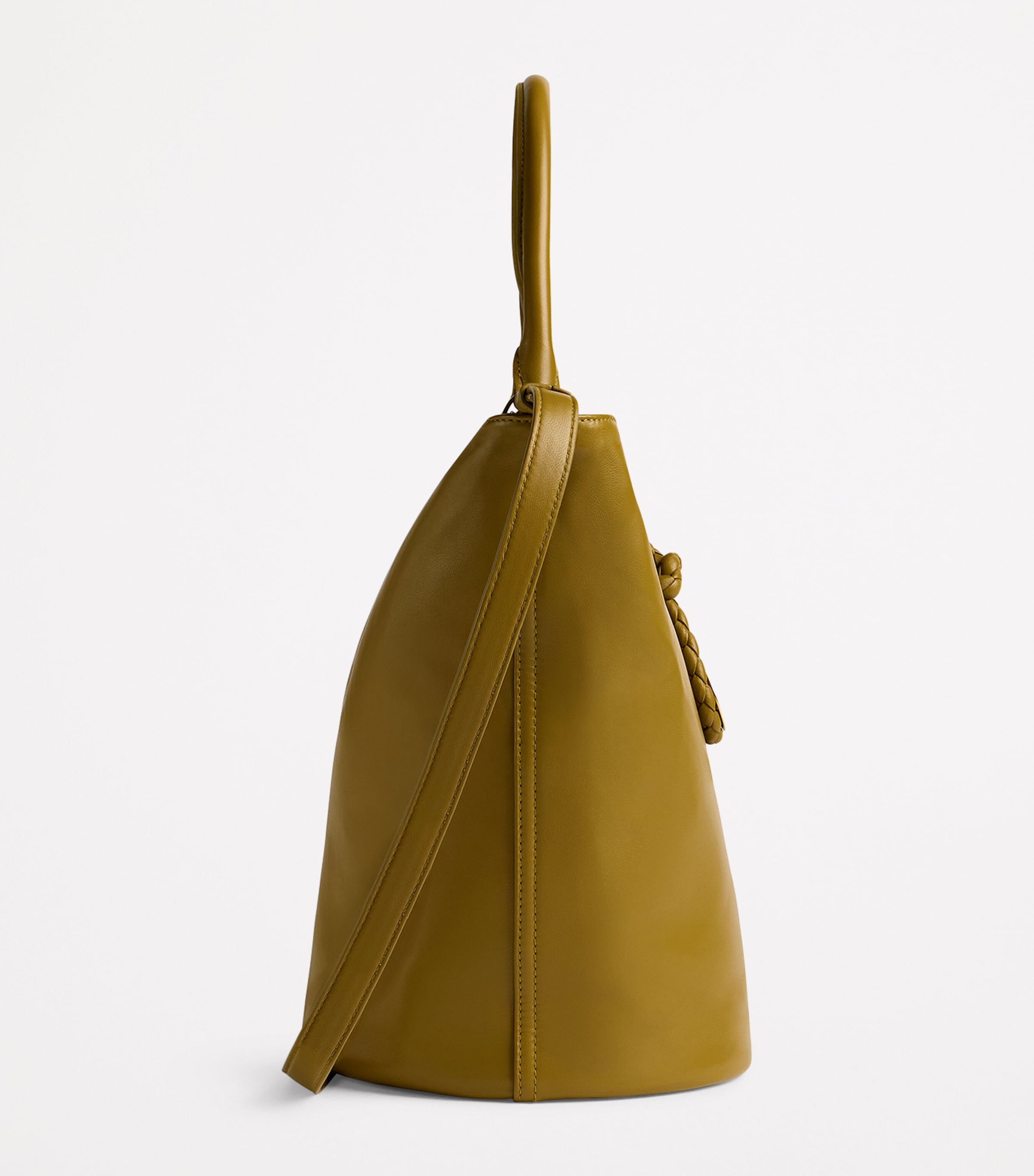 Bottega Veneta Leather Liberta Bucket Bag | Harrods US
