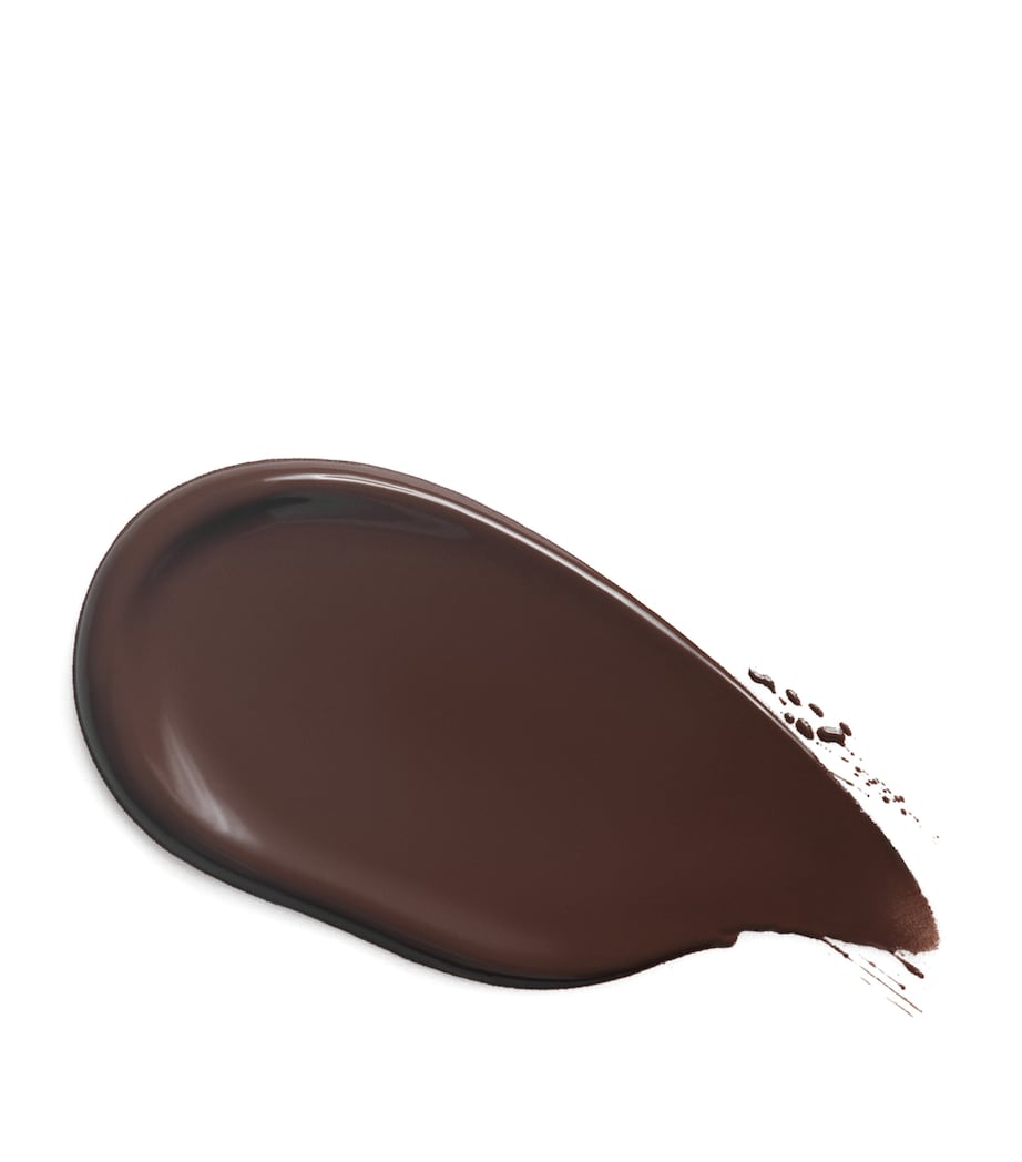 Impeccable Blurring Second-Skin Matte Foundation SHADE 25 9N Image 3