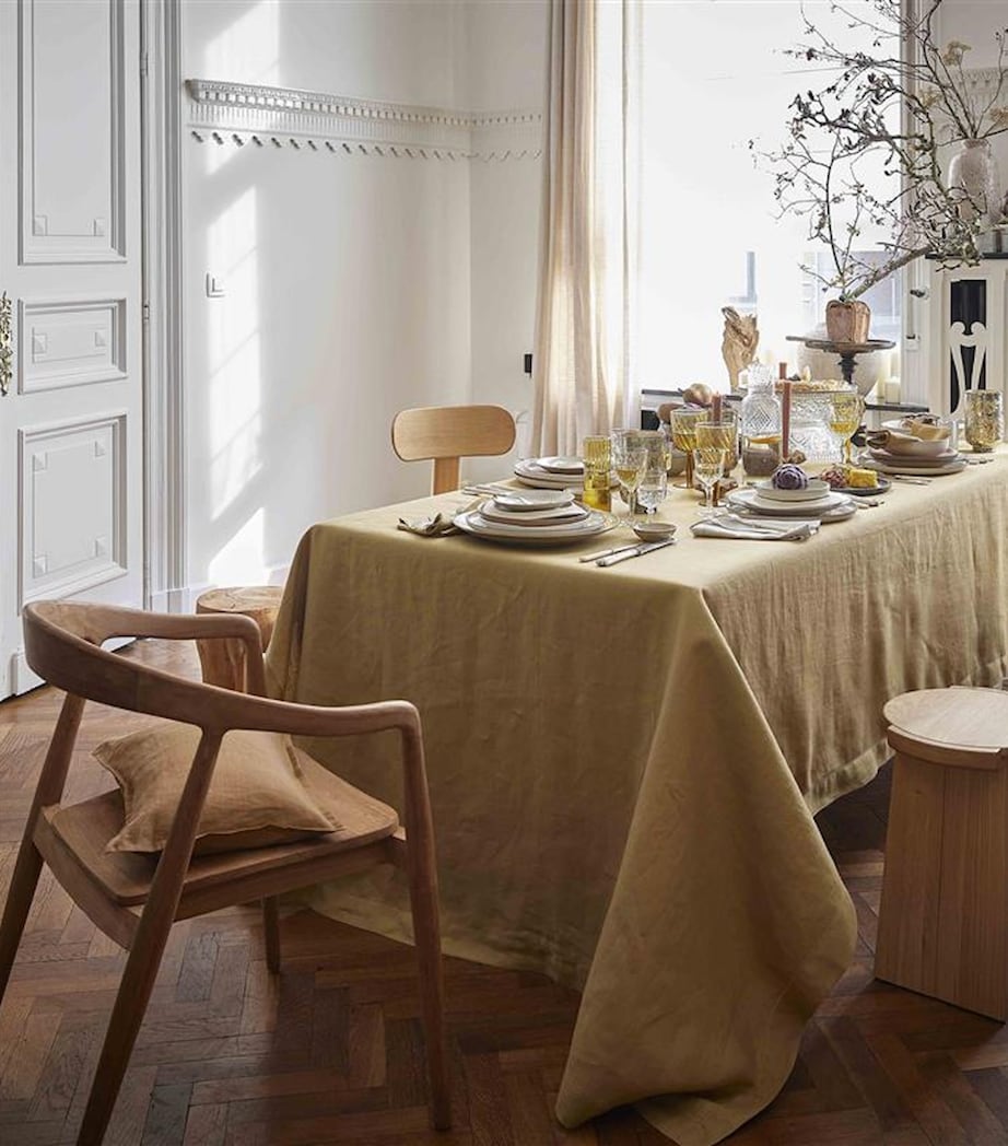 Linen Florence Sienne Tablecloth (170cm x 320cm) SIENNA YELLOW Image 3