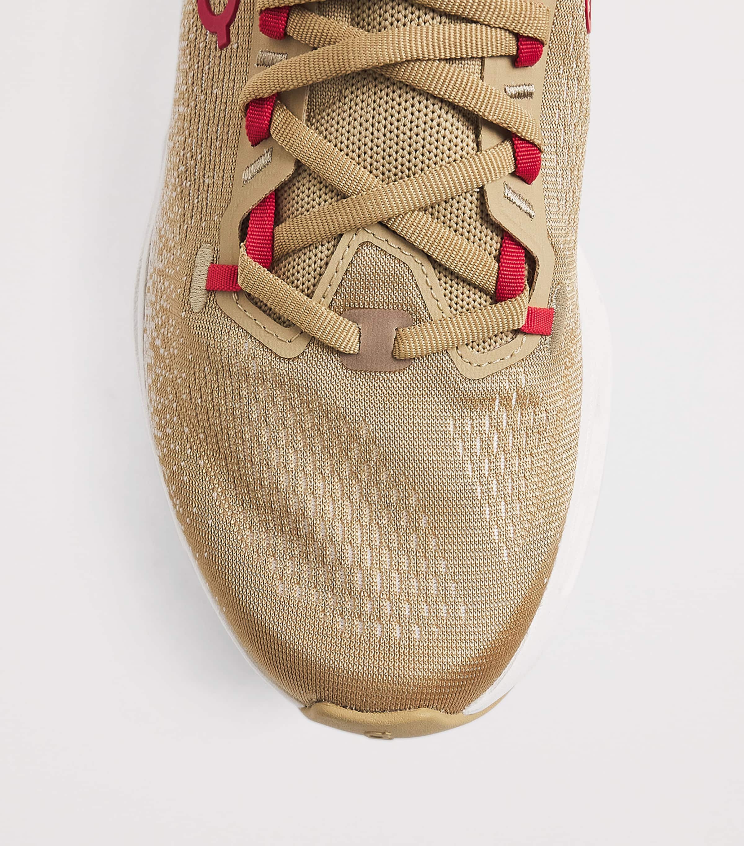 On Mens Cloudsurfer Max Year of the Horse Trainers Chai | Ivory Image 5