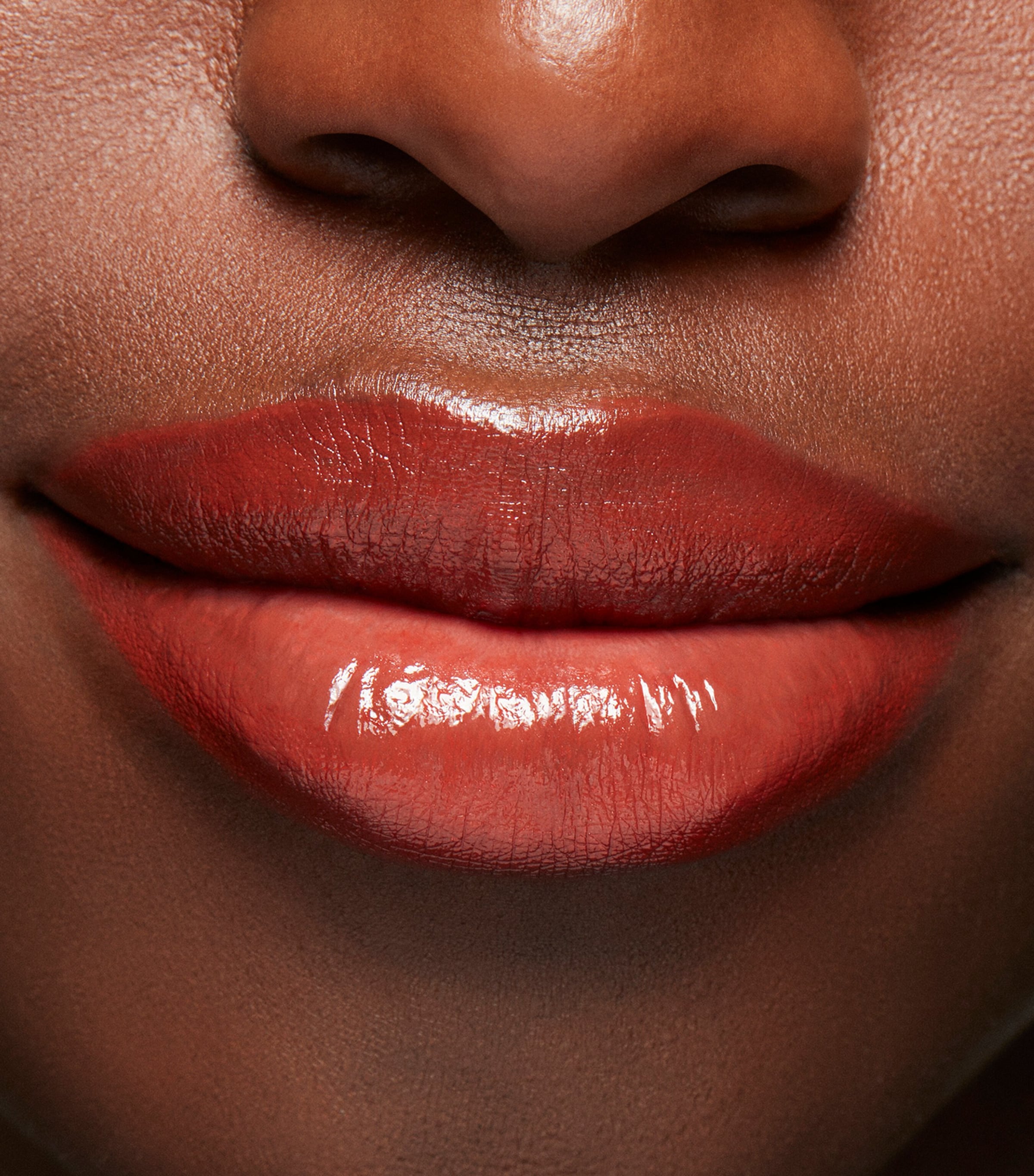 Lustreglass Lipstick CHILI POPPER Image 5